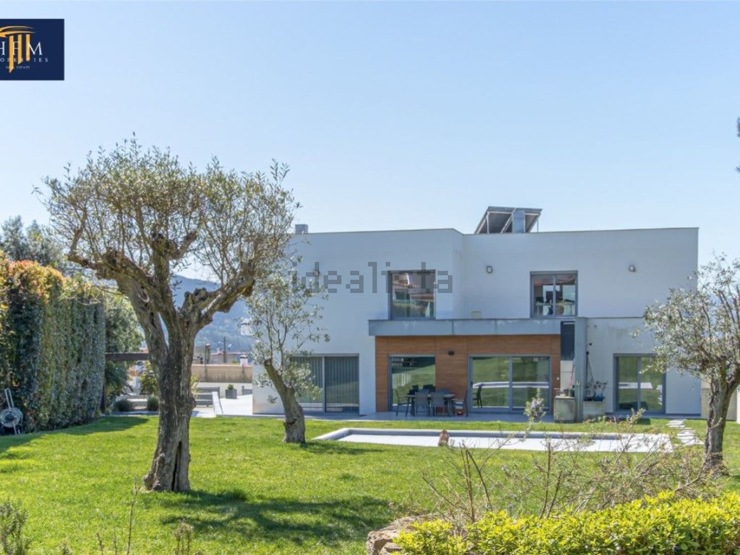 小楼房或独栋别墅出售在Várzea de Sintra - 外立面