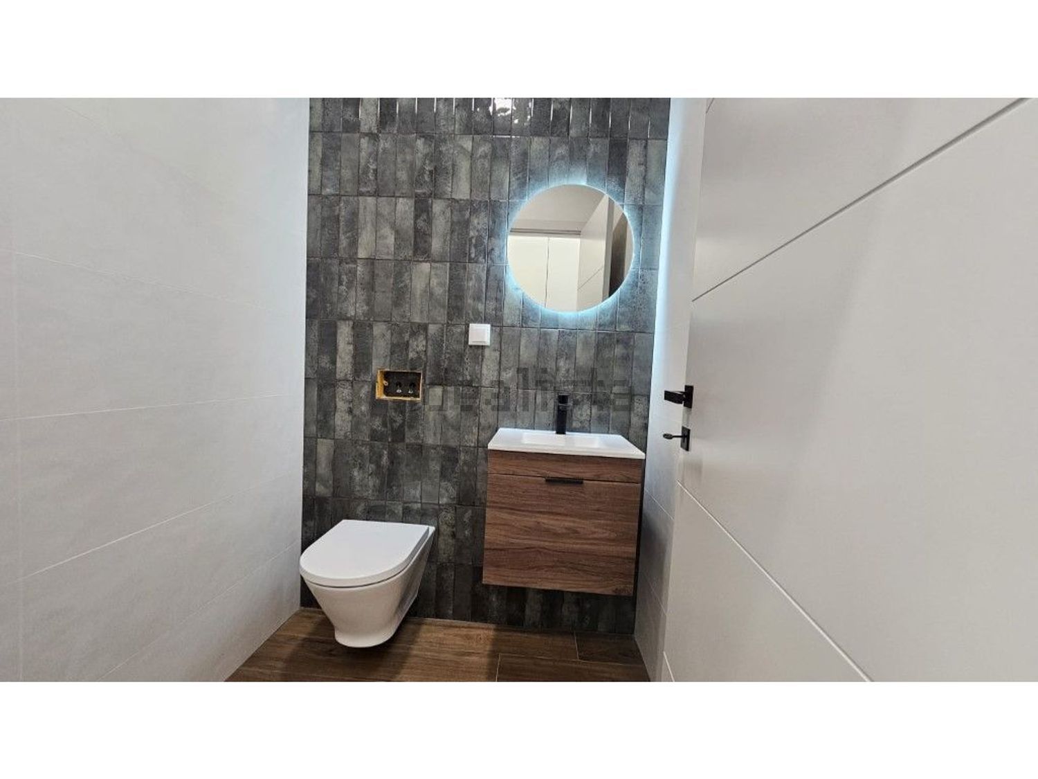 小楼房或独栋别墅出售在Rua dos Pedros - 卫生间