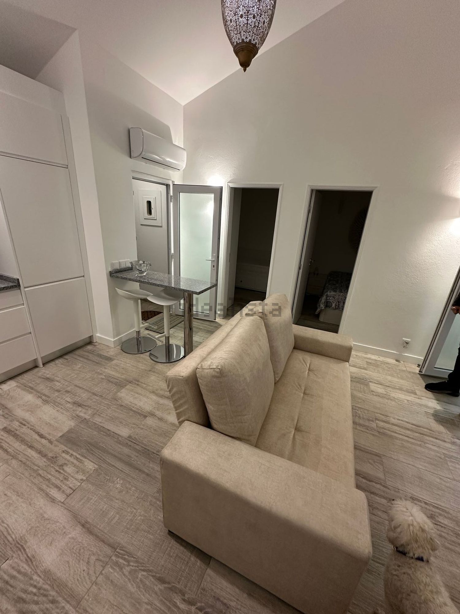 双拼别墅出售在Rua 1 de Maio, 15 - 客厅