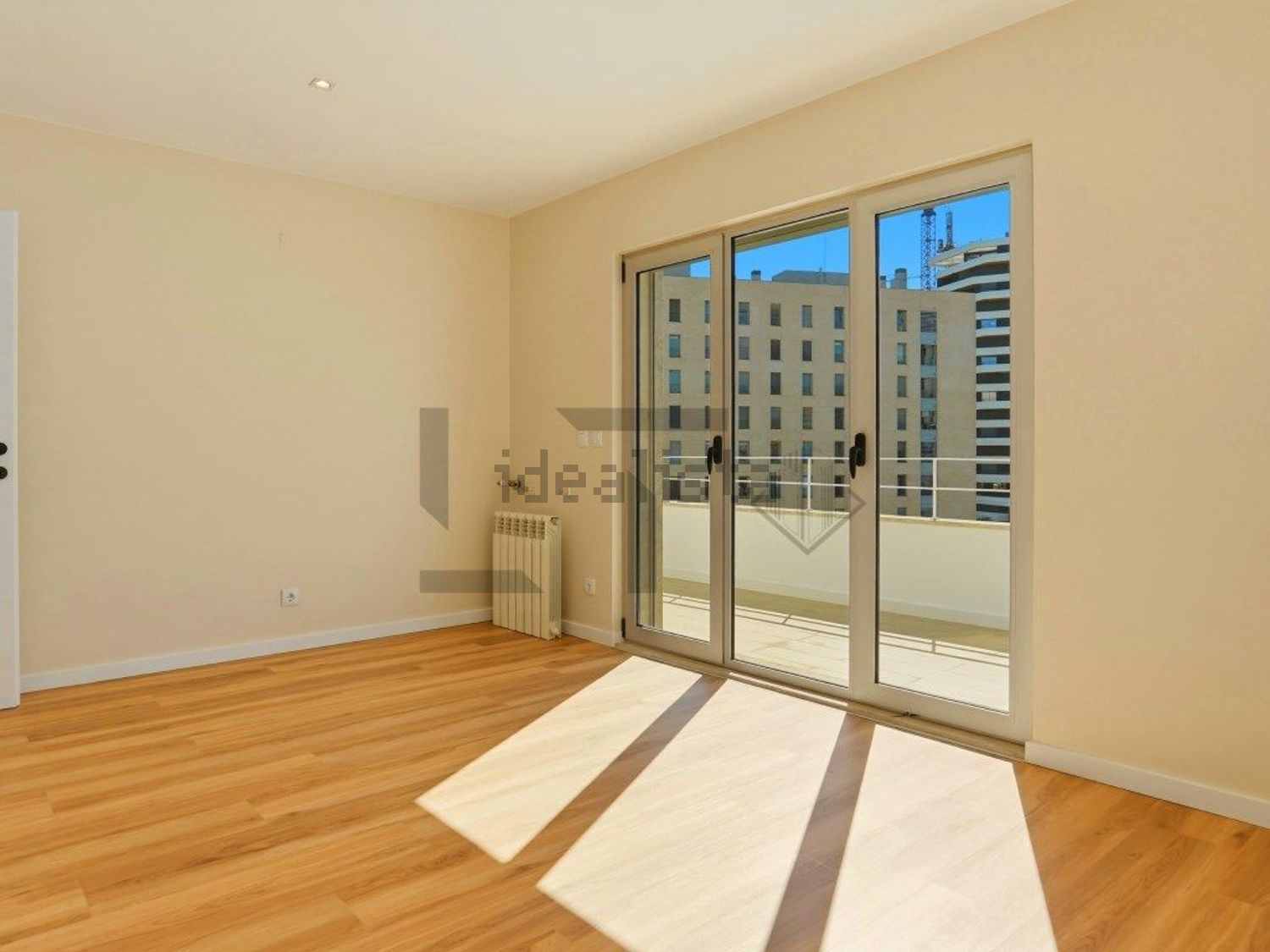 顶层公寓出售在Alameda dos Oceanos - 照片