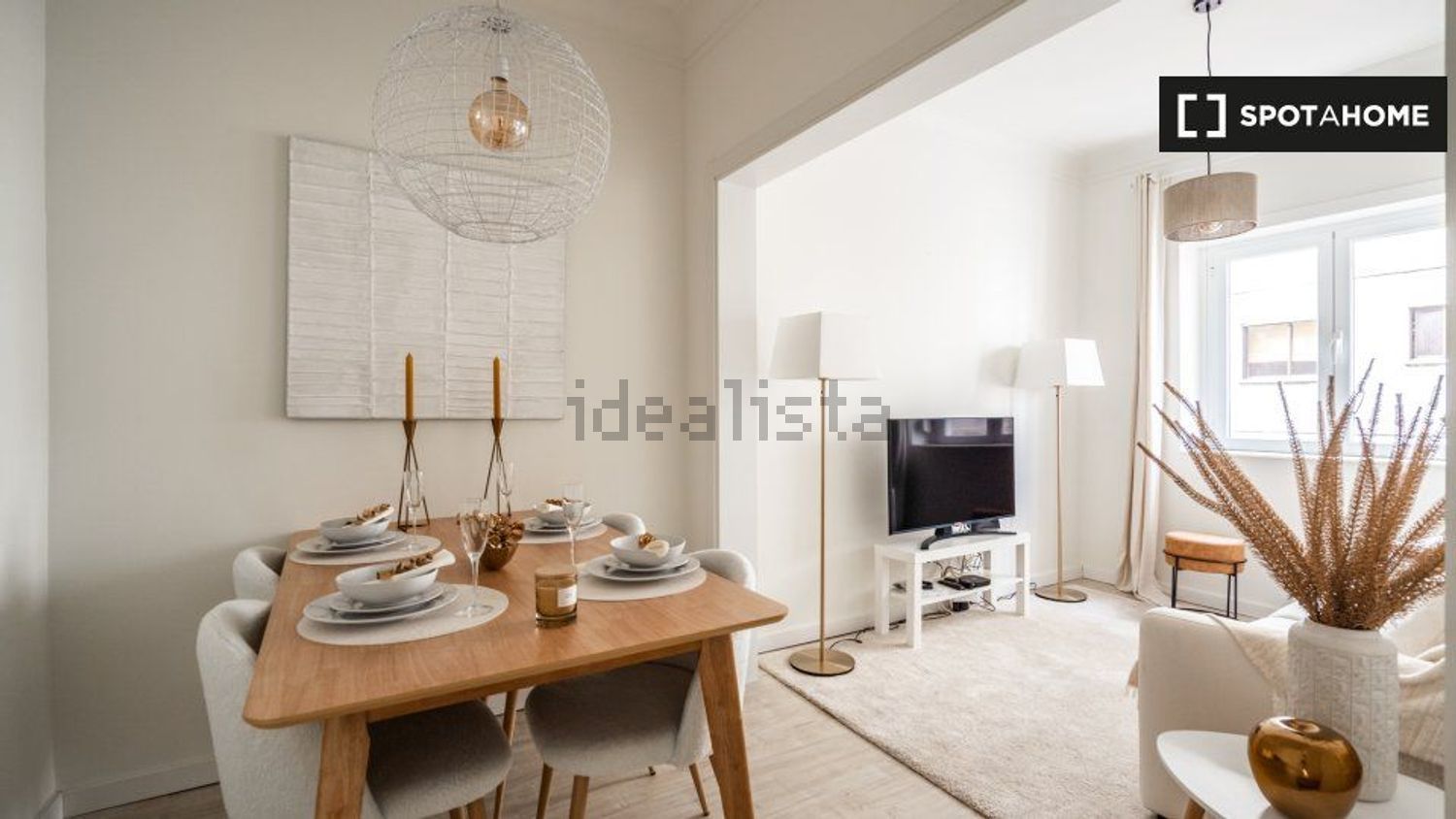 出租公寓 t2在Rua António Maria Baptista - 客厅