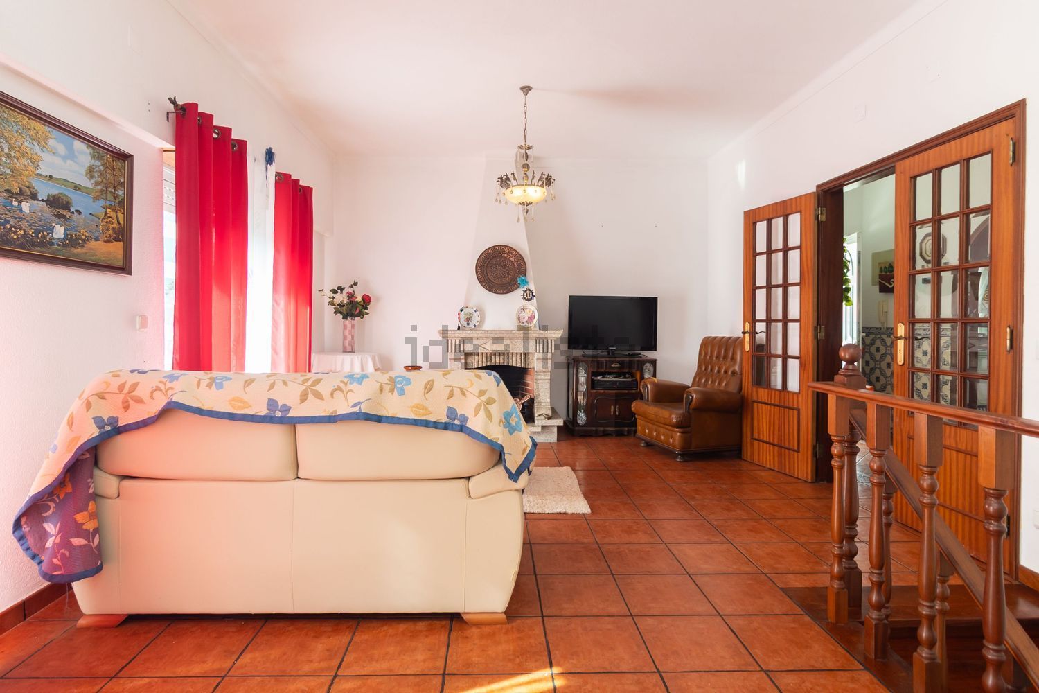 小楼房或独栋别墅出售在Avenida Padre Nabeto - 客厅