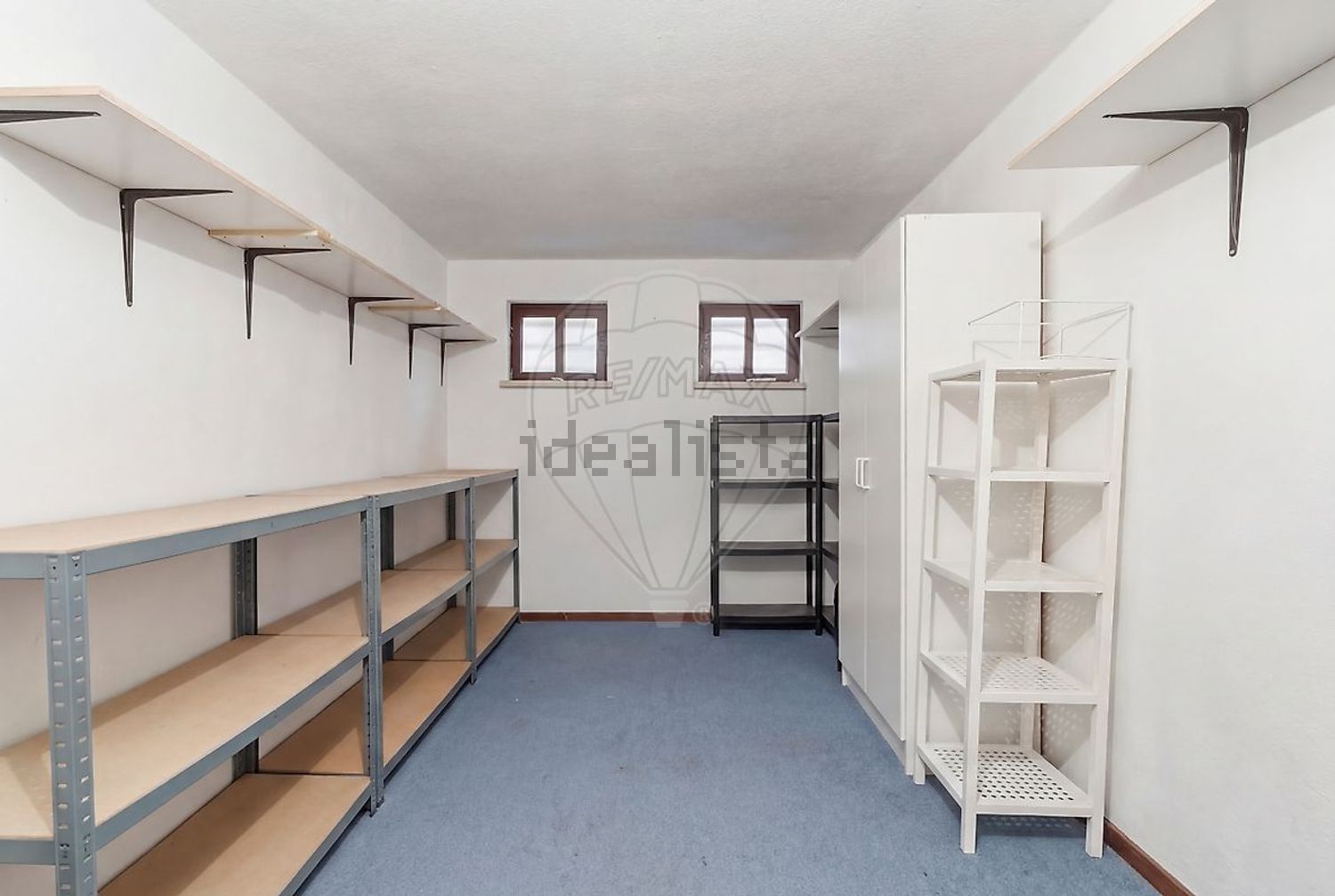 公寓 t3出售在Praceta Eugénio Salvador - 试衣间