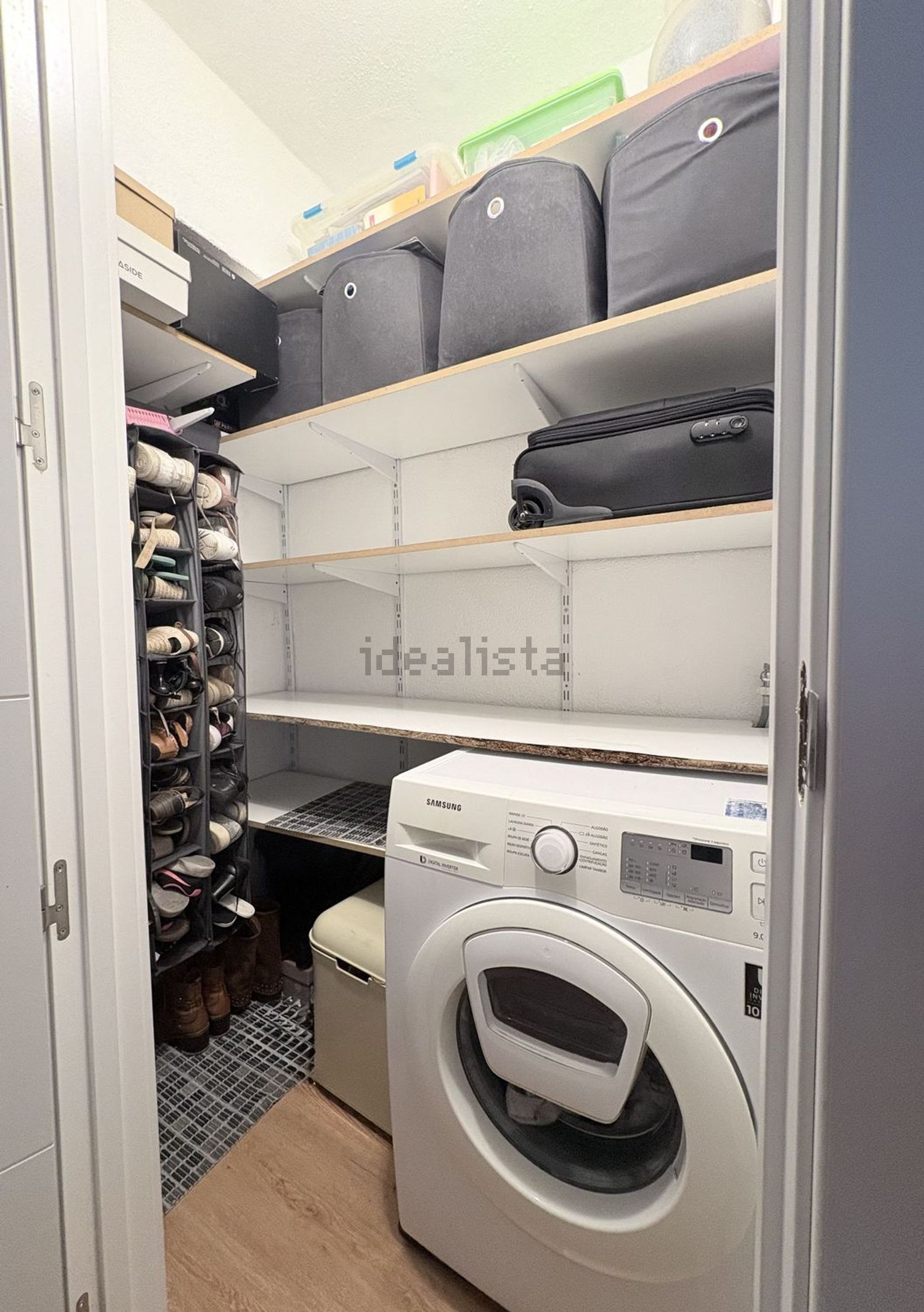 公寓 t2出售在Praceta de Cabo Verde, 70 - 试衣间