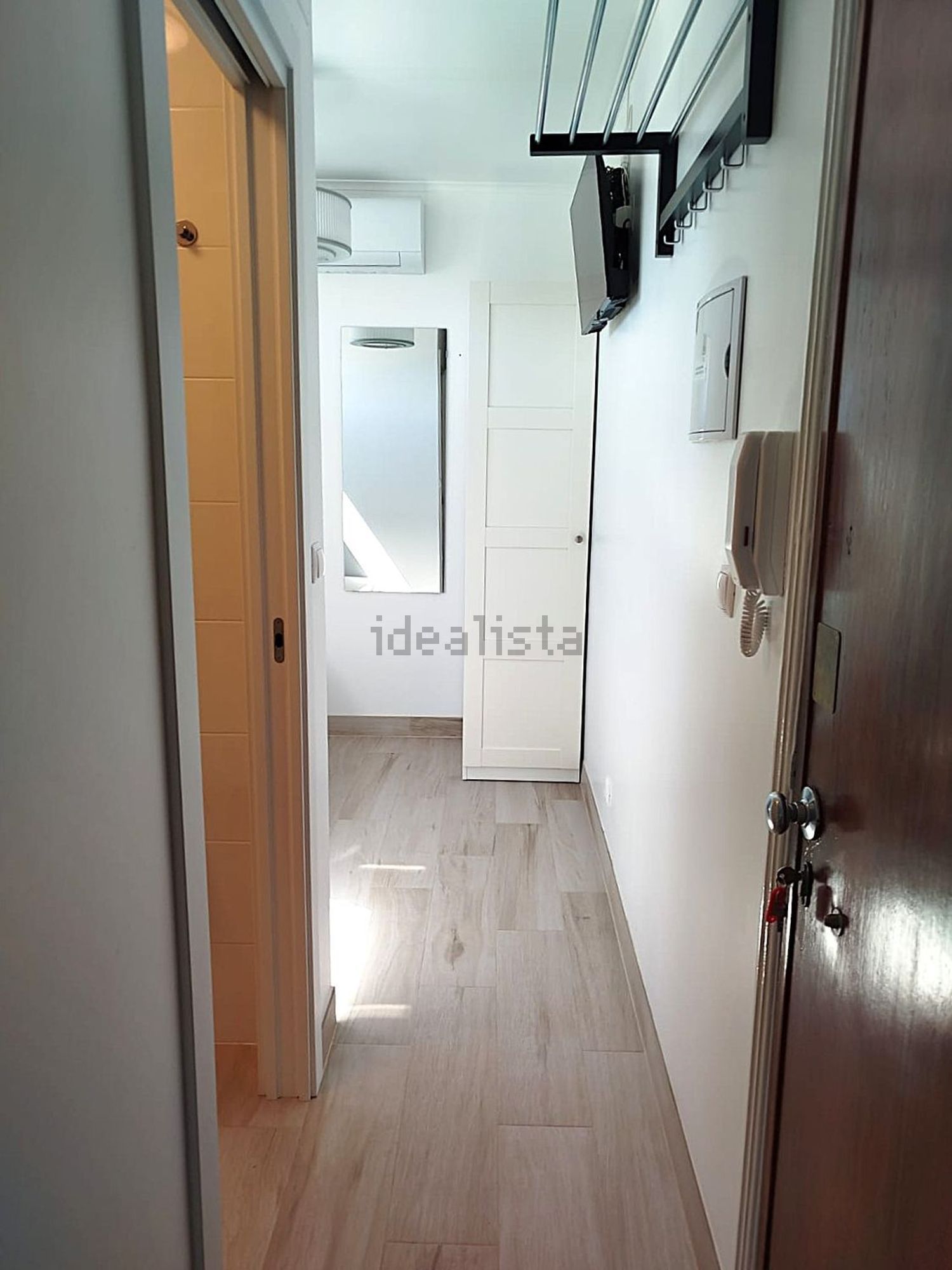 出租t0（单人公寓）在Rua Coronel Ferreira do Amaral, 9 - 过道