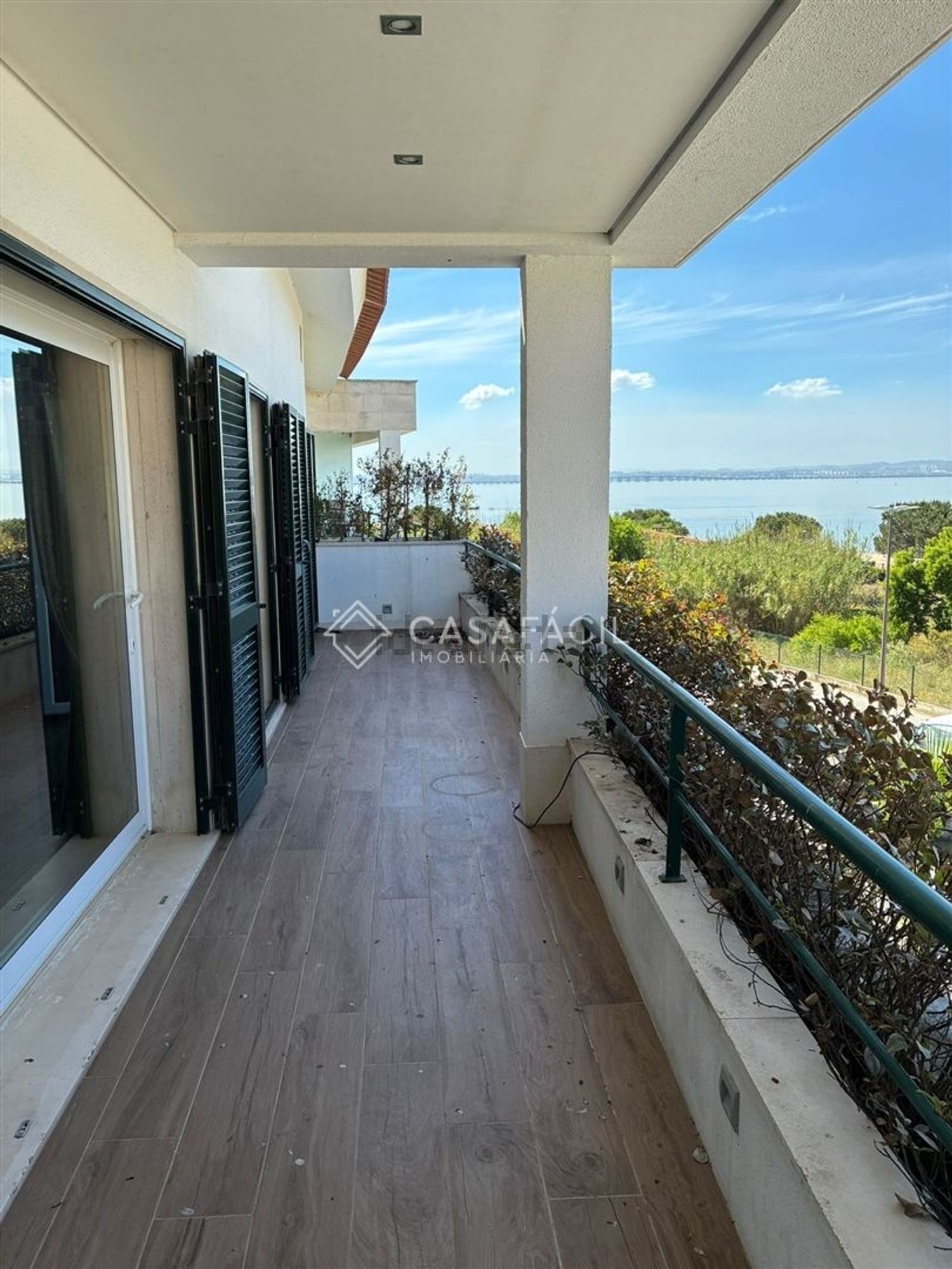 出租复式公寓在Avenida Infante D.João, 185 - 露台