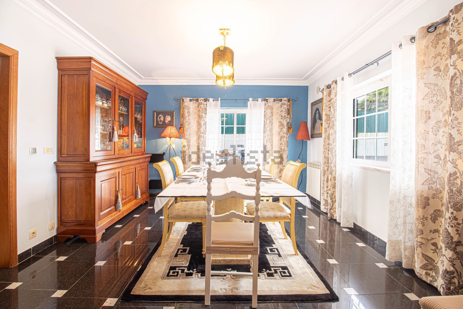 双拼别墅出售在Rua Primeiro de Maio, 3 - 餐厅