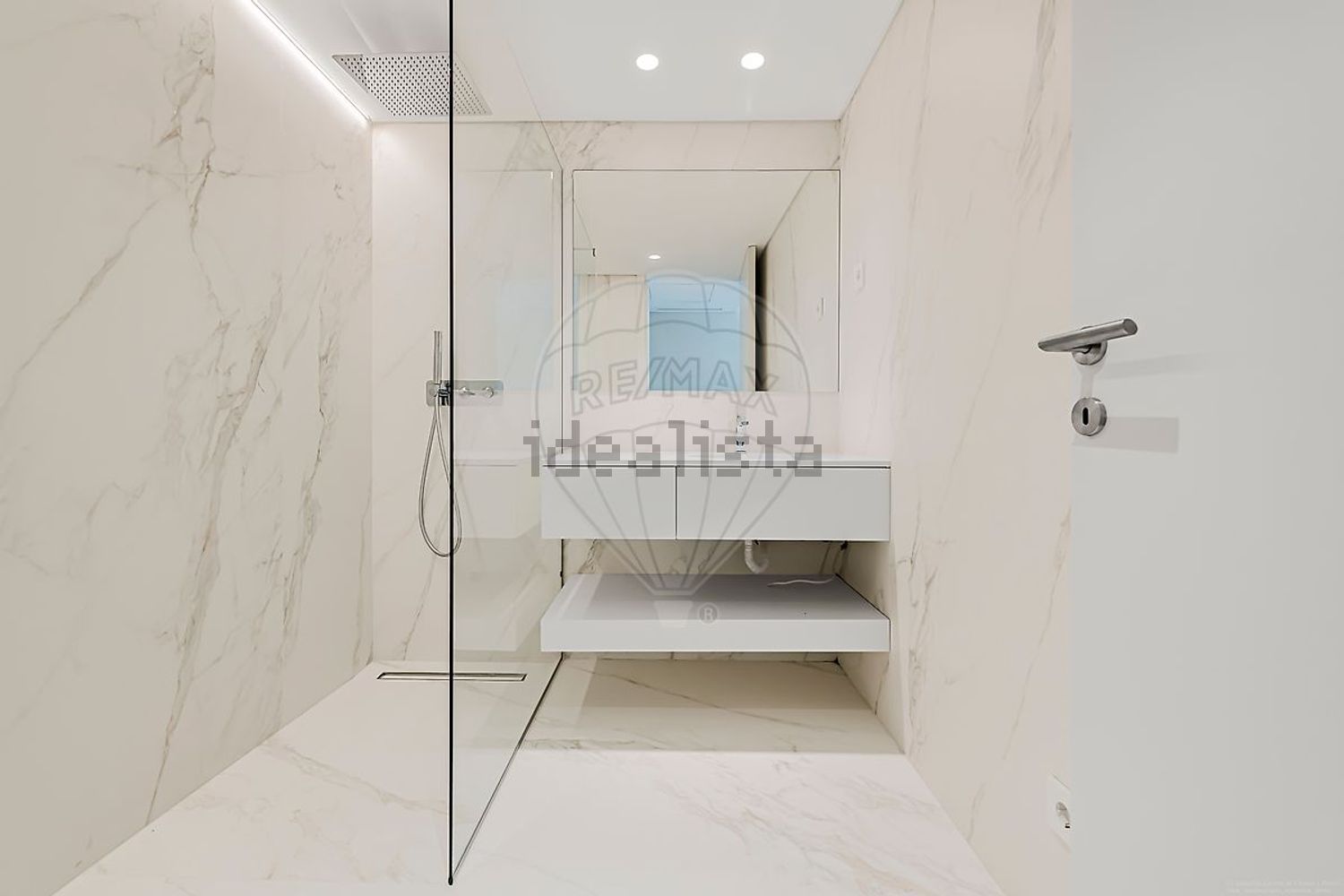 公寓 t3出售在Rua Belmonte - 卫生间