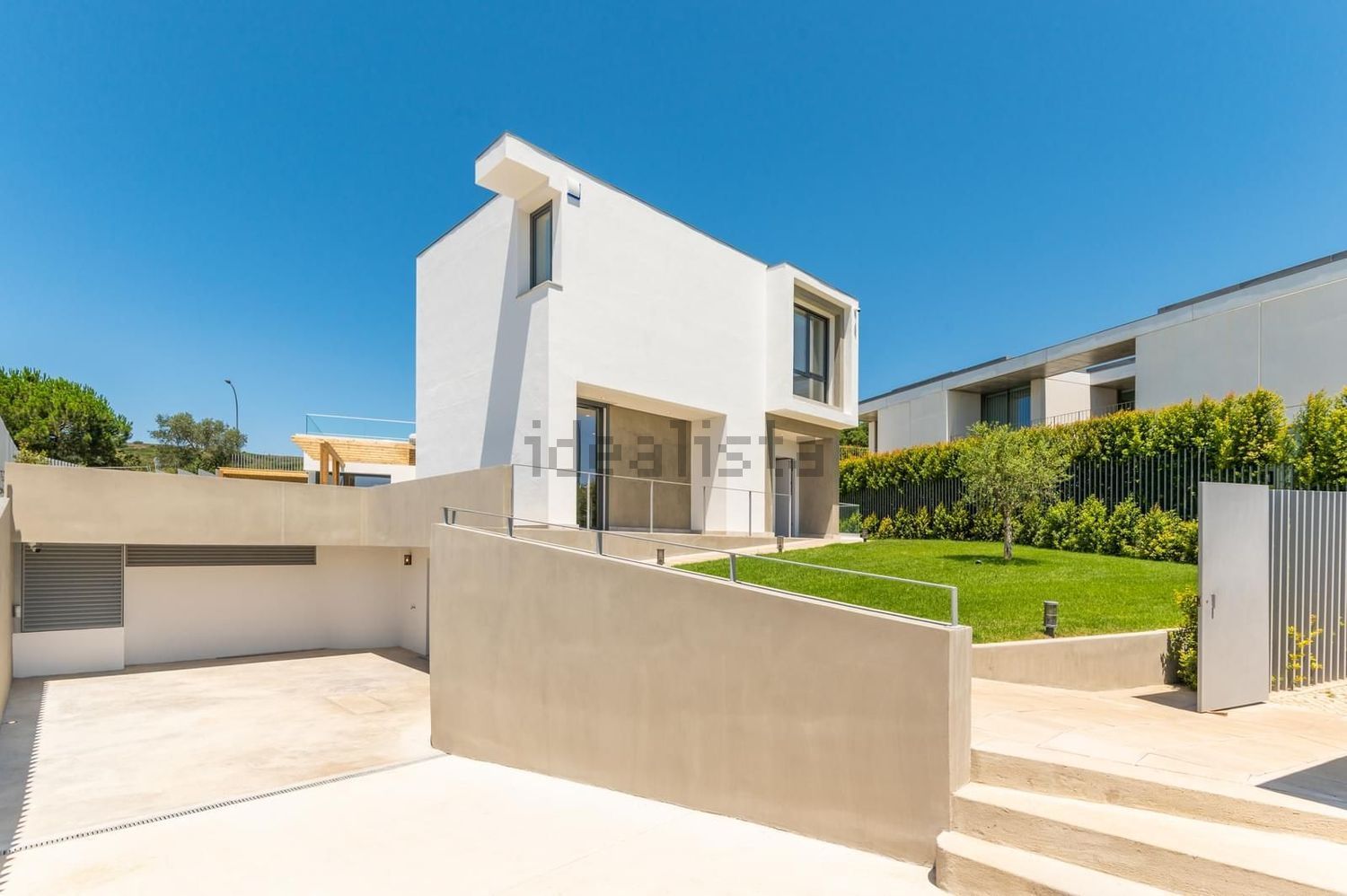 出租小楼房或独栋别墅在Rua Barruncheira - 外立面