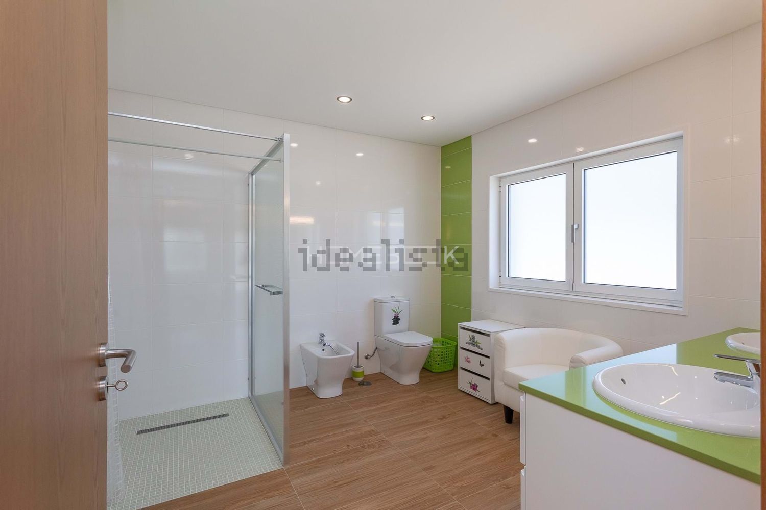 小楼房或别墅出售在Igreja Nova e Cheleiros - 卫生间