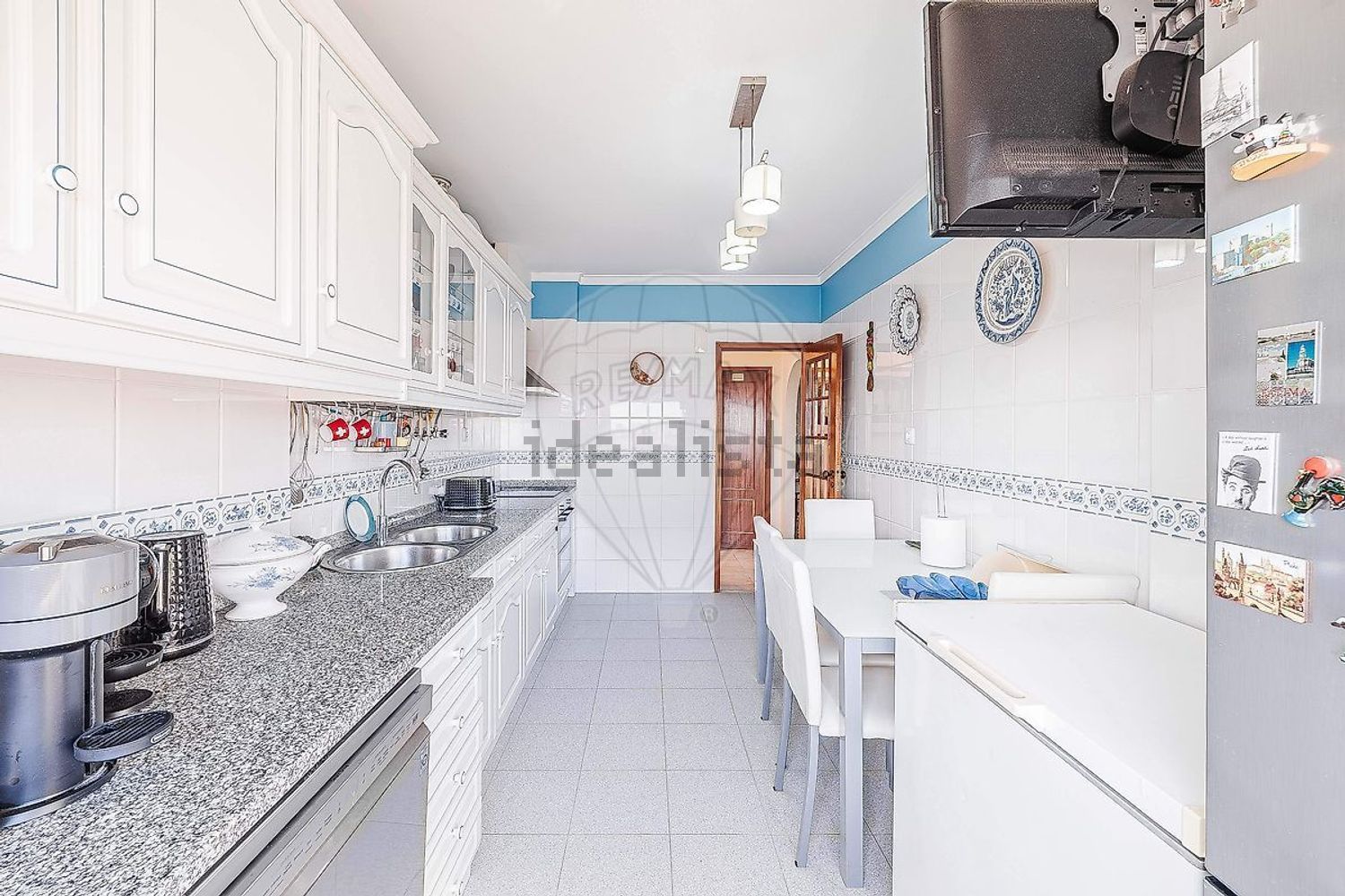 公寓 t3出售在Rua José Régio - 厨房