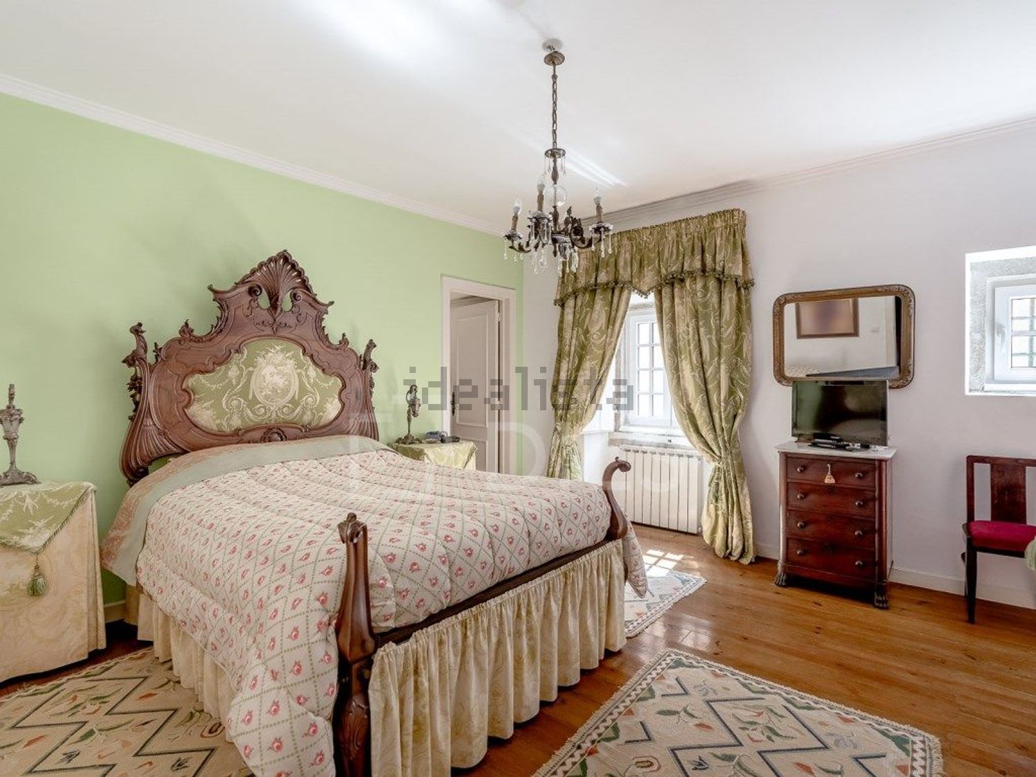 小楼房或独栋别墅出售在Rua Norte - 卧室