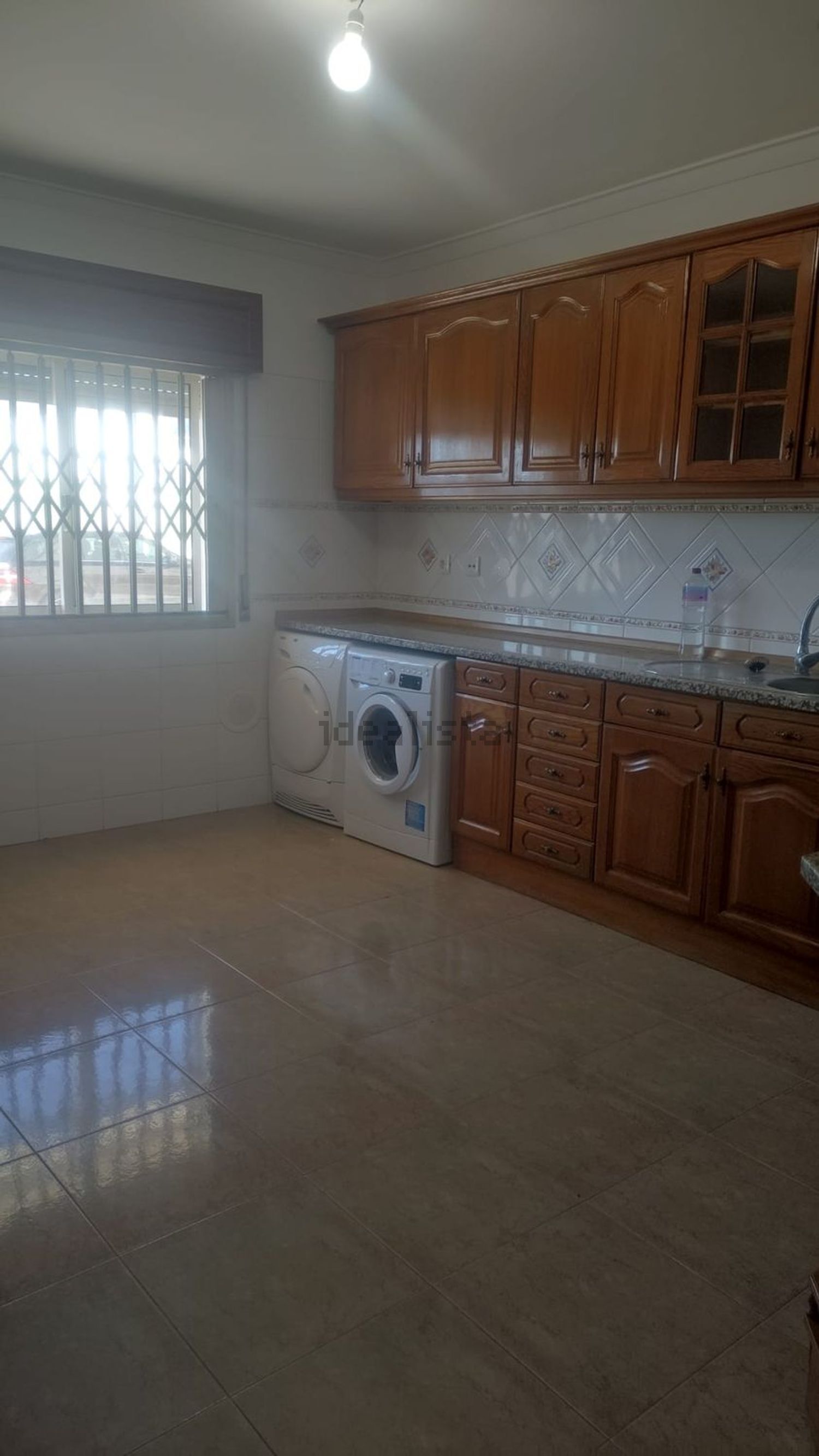 出租公寓 t1在Rua Vitor Santos, 31 - 厨房