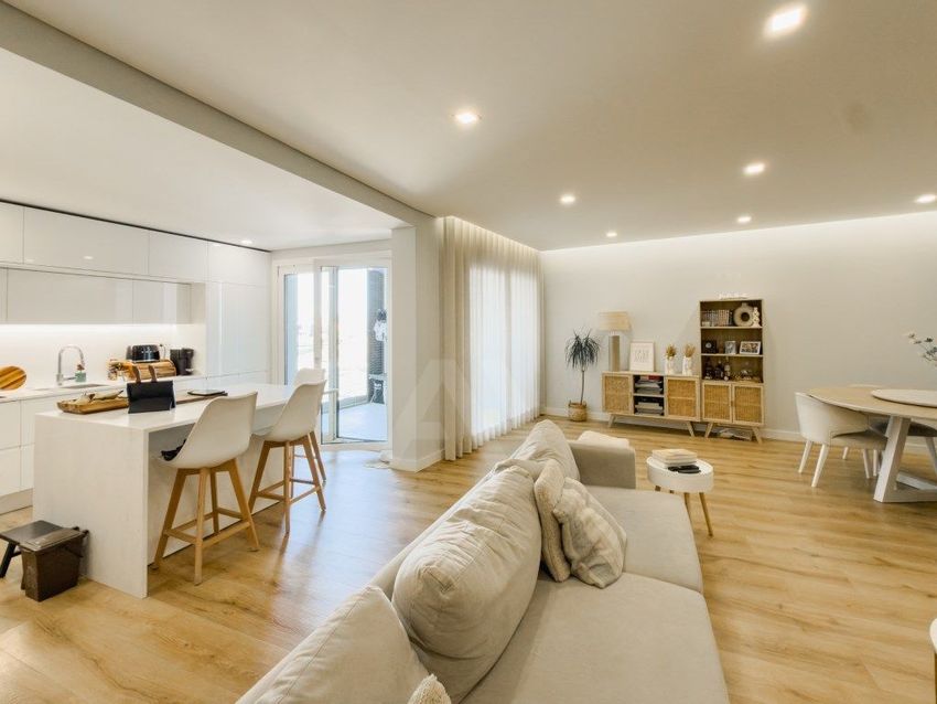 公寓 t3出售在Rua Padre António Vieira, 17 a