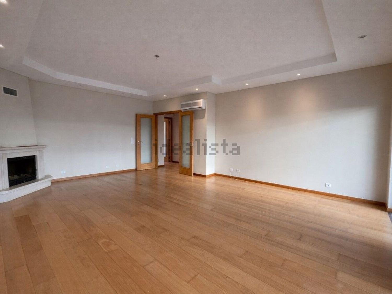 公寓 t2出售在Avenida Canto e Castro - 客厅