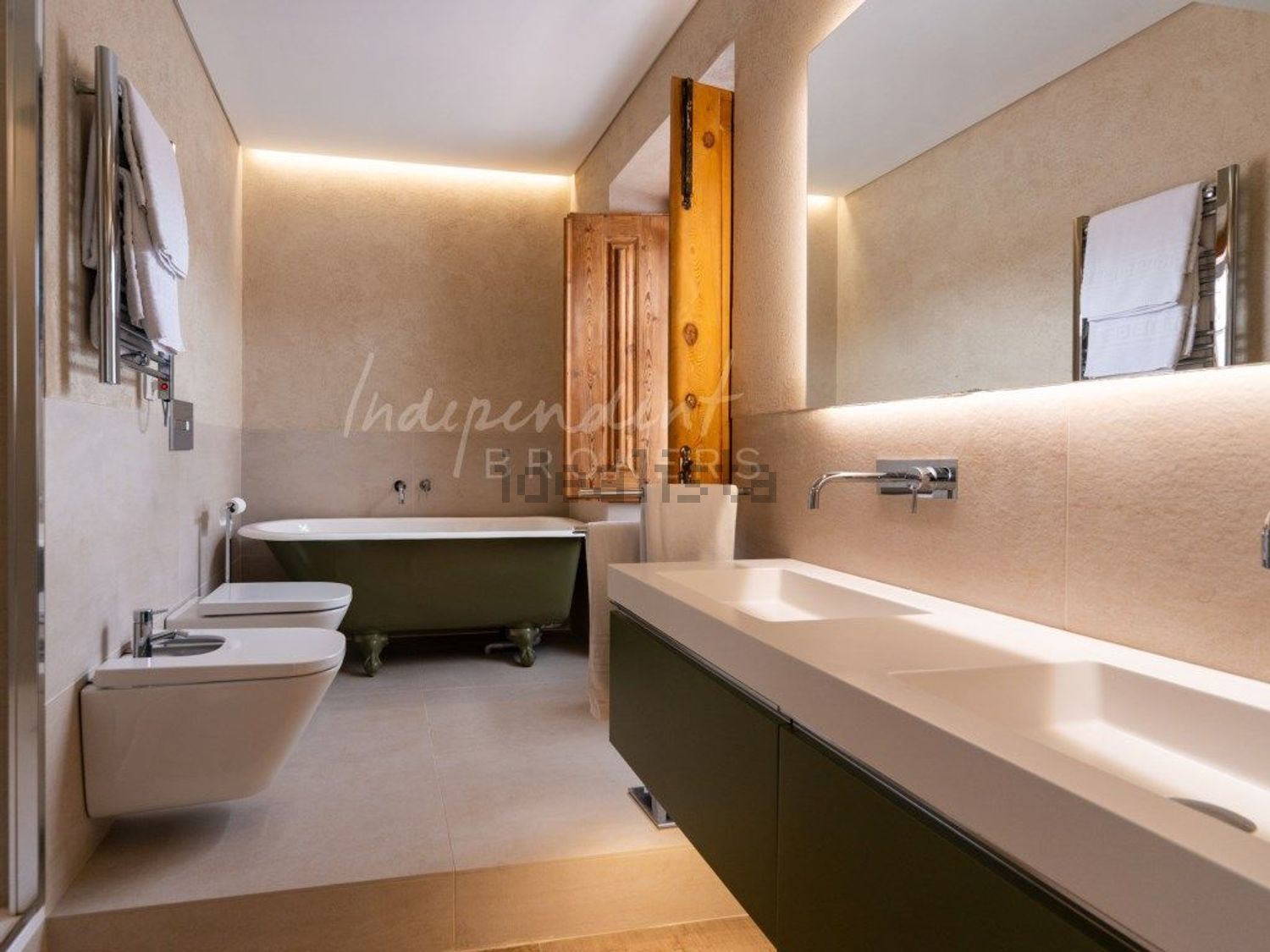 出租小楼房或独栋别墅在Rua Miguel Bombarda, 2 - 卫生间