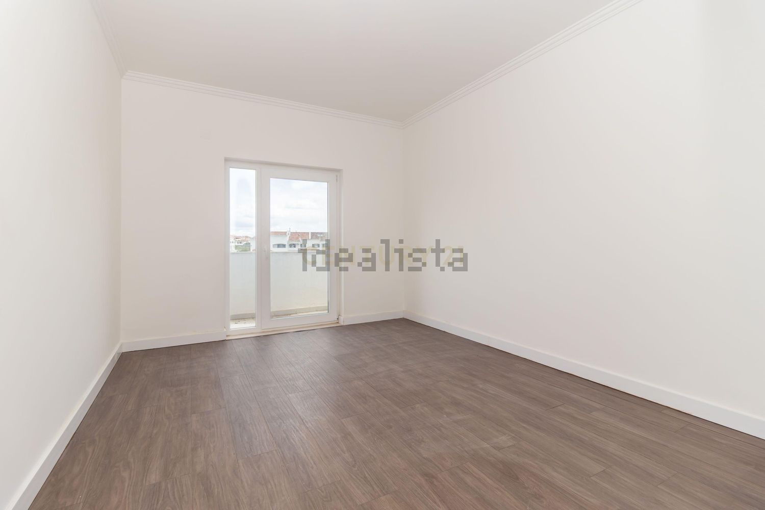 小楼房或独栋别墅出售在Avenida do Canto do Pinheiro - 居住