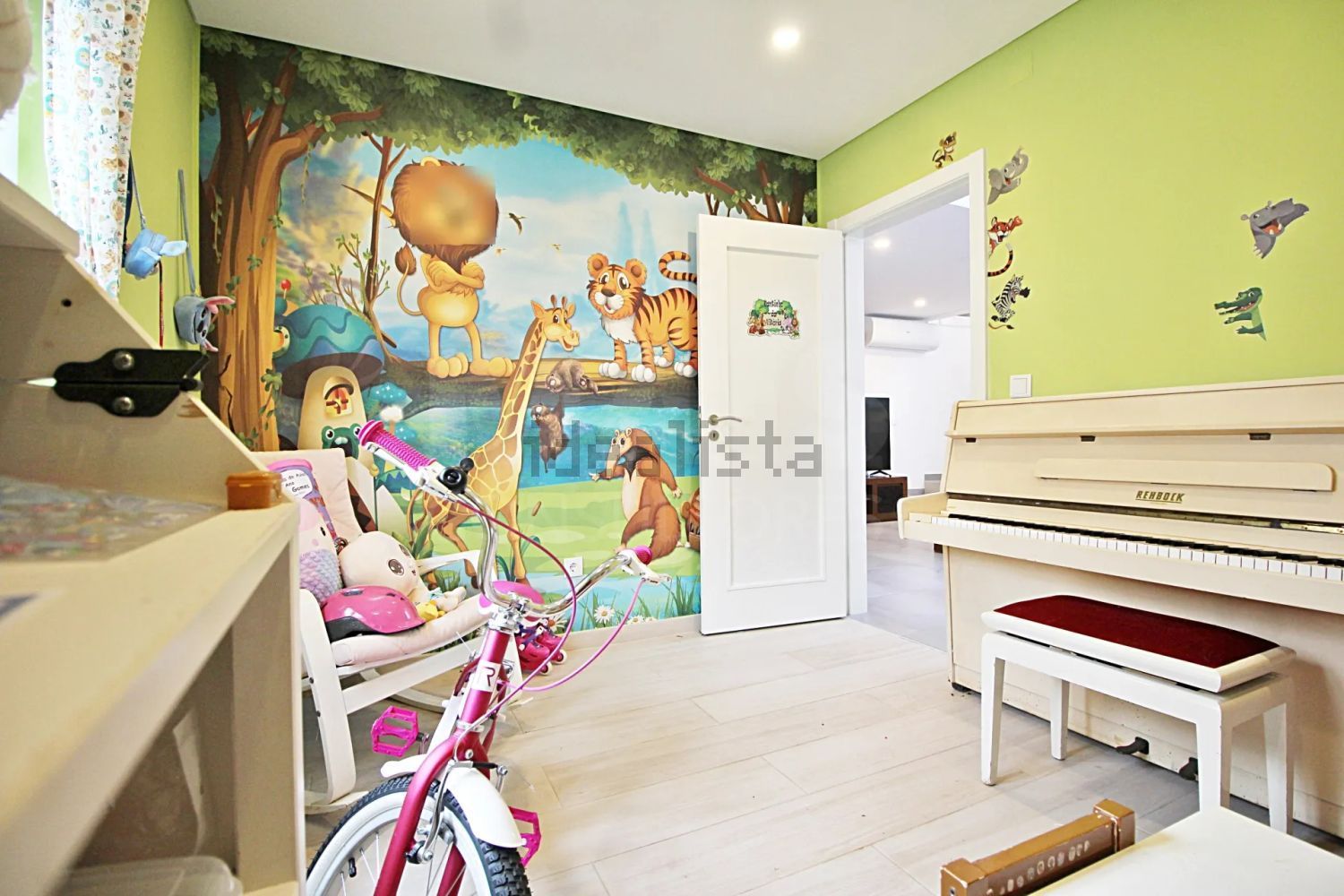 小楼房或别墅出售在Santo Antão e São Julião do Tojal - 客厅