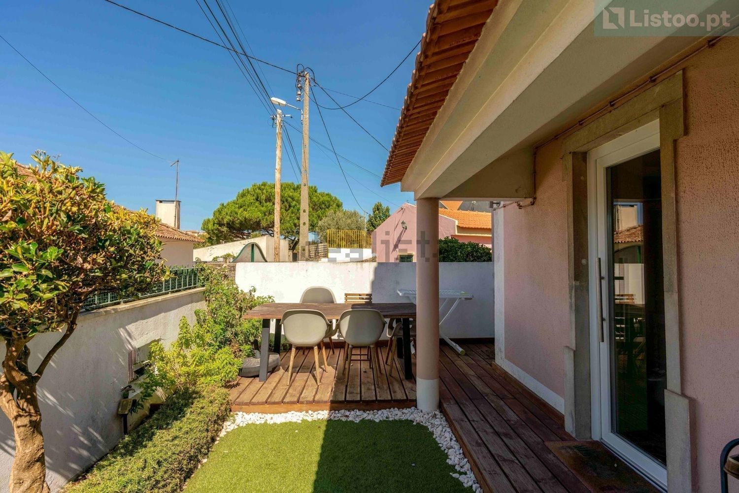 小楼房或别墅出售在Rua Dom António Correia de Sá - 阳台