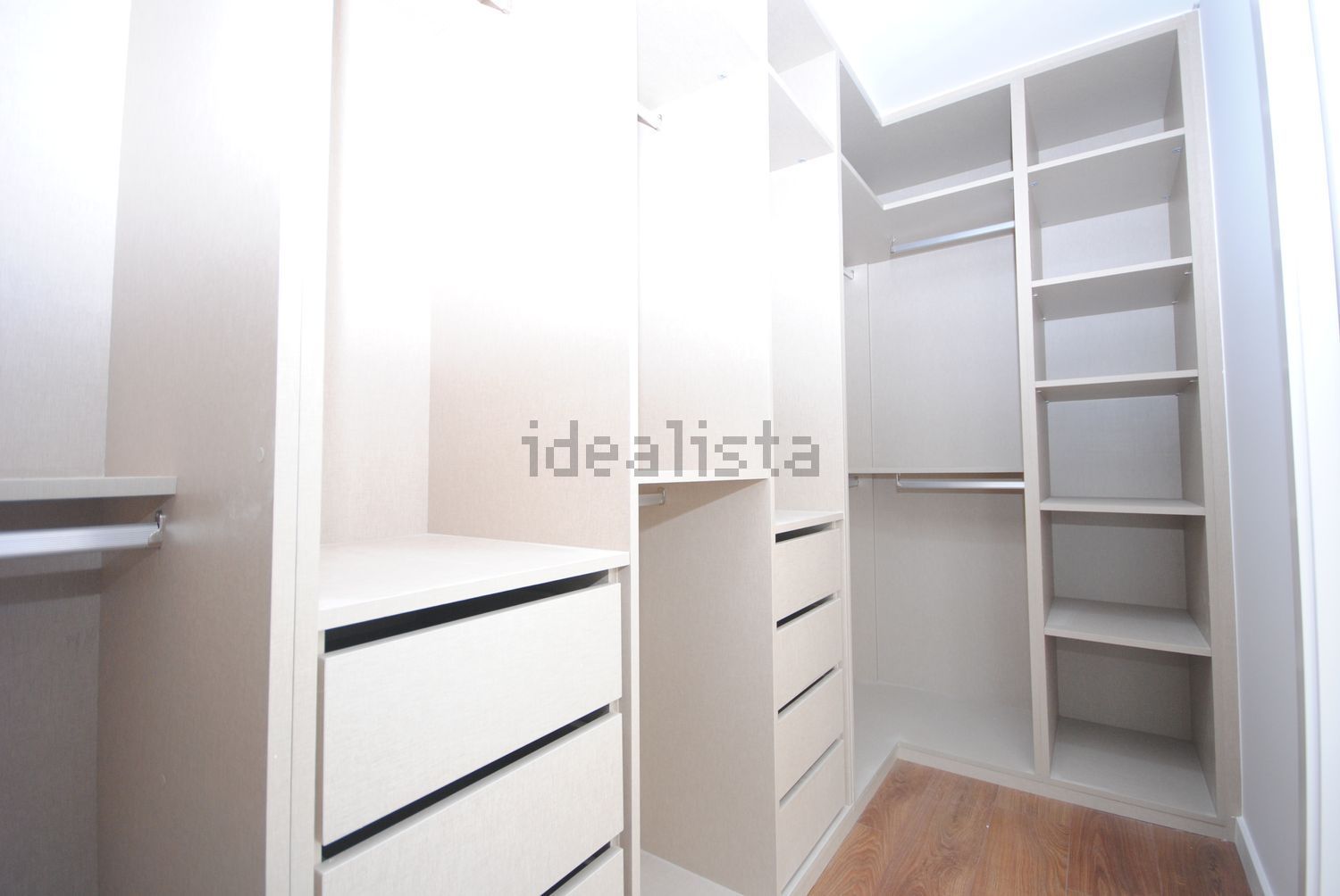 双拼别墅出售在Rua das Flores - 试衣间