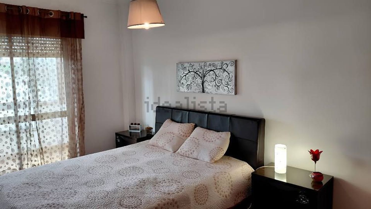 出租房间在Rua Ramiro Ferrão, 53 - 卧室