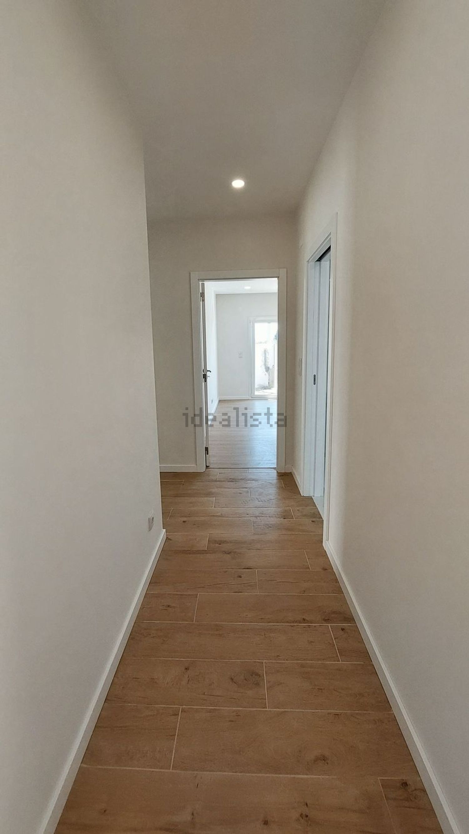 小楼房或独栋别墅出售在Quinta da Marquesa - Vila Amélia - 过道