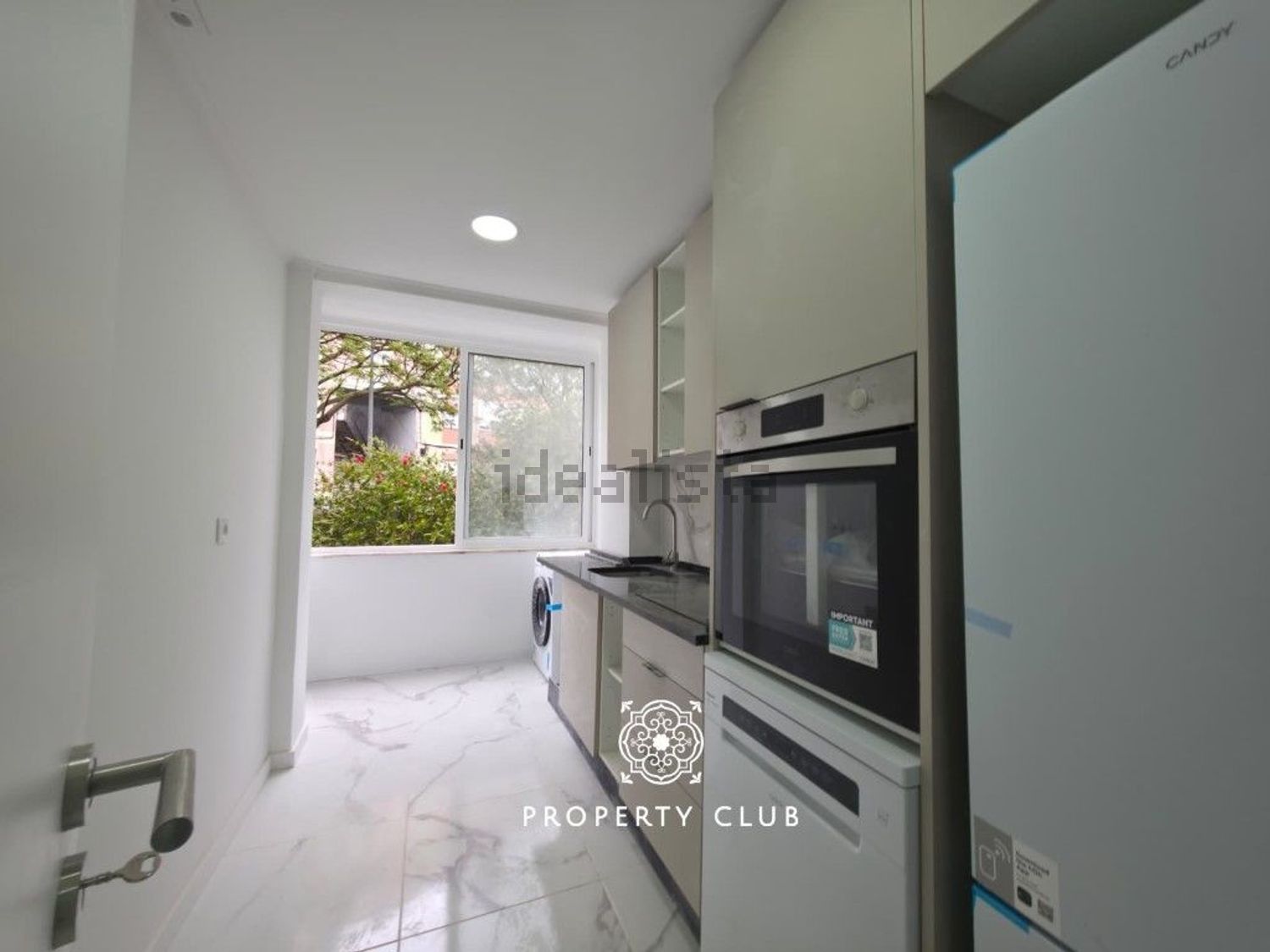 公寓 t3出售在Avenida Comandante Luís António da Silva - 厨房