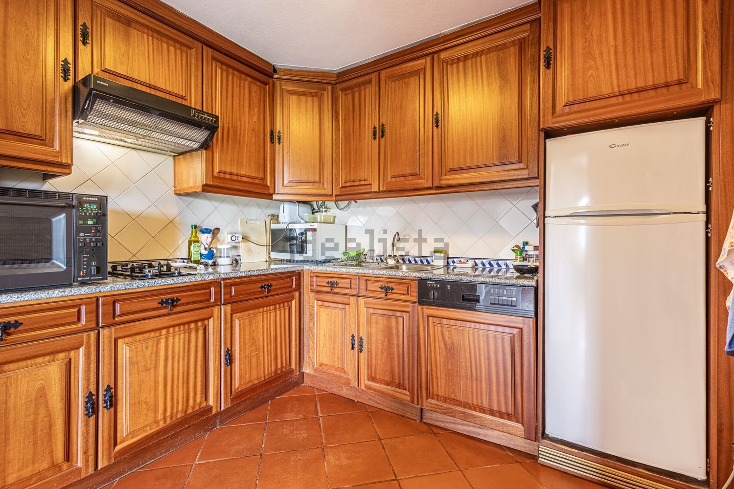 小楼房或独栋别墅出售Estr. da Serralheira de Baixo - 厨房