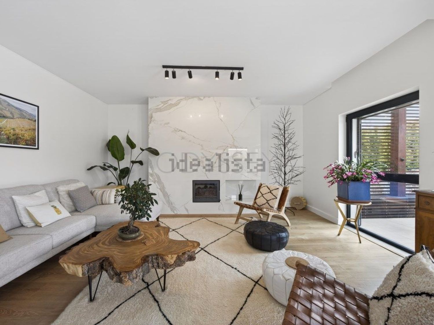 小楼房或独栋别墅出售在Rua da Colina - 客厅