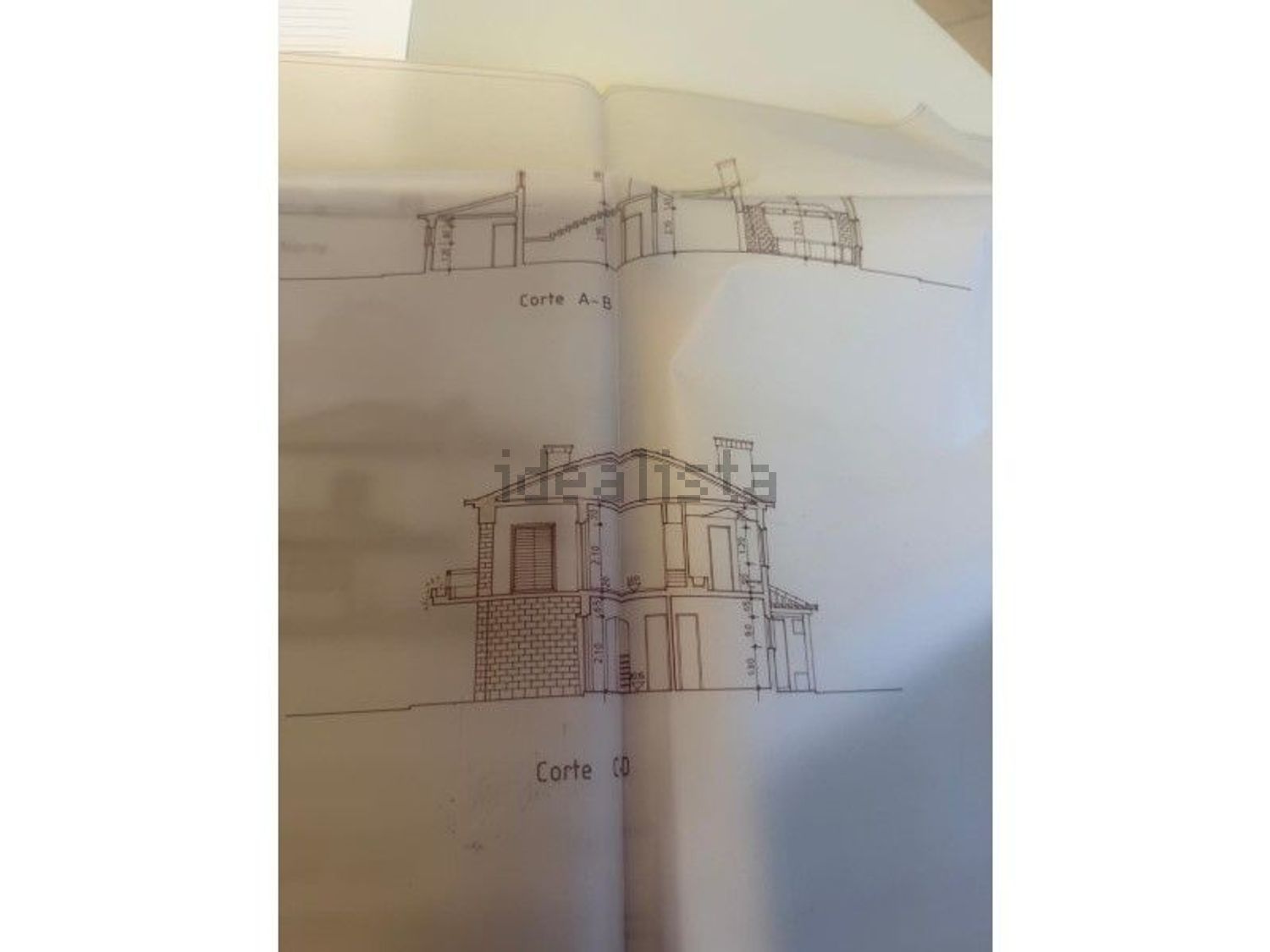 小楼房或独栋别墅出售在Rua 28 de Setembro - 照片