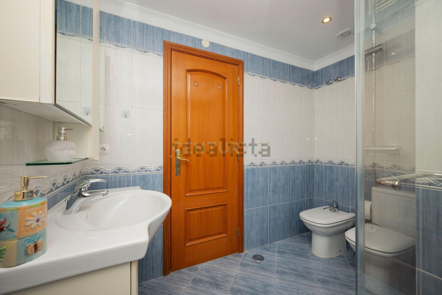 出租公寓 t3在Rua Melo Antunes, 36 - 卫生间