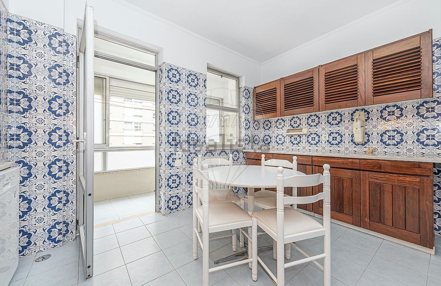 公寓 t3出售在Rua Júlio Dinis - 厨房