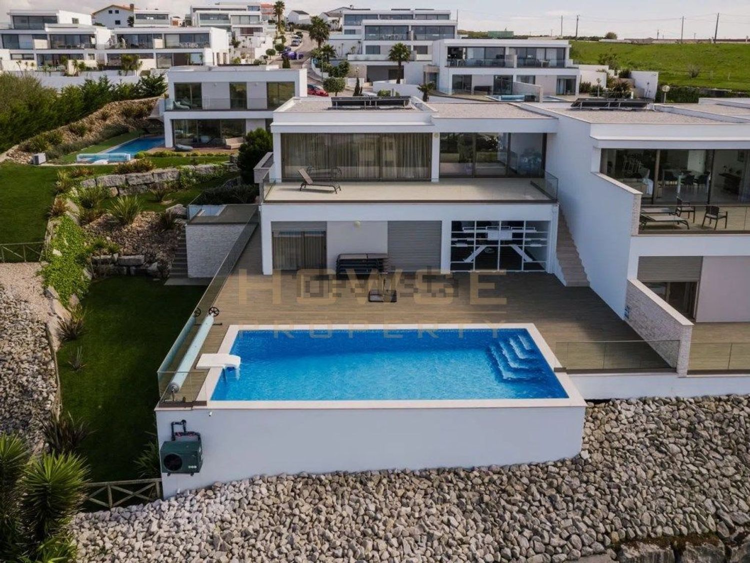 小楼房或独栋别墅出售在Lourinhã e Atalaia - 游泳池