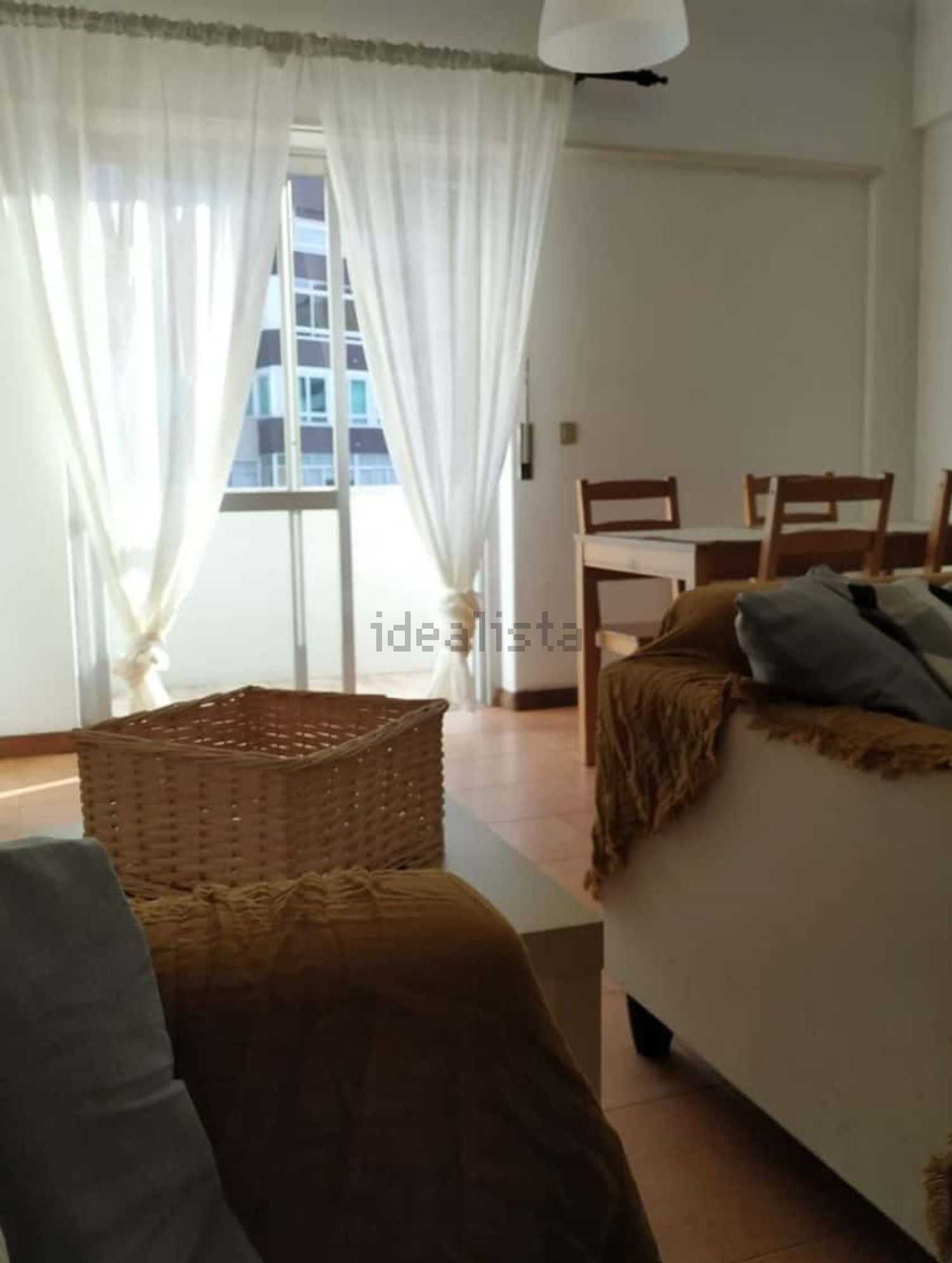 出租房间在Rua Cordeiro Ferreira, 16 - 客厅