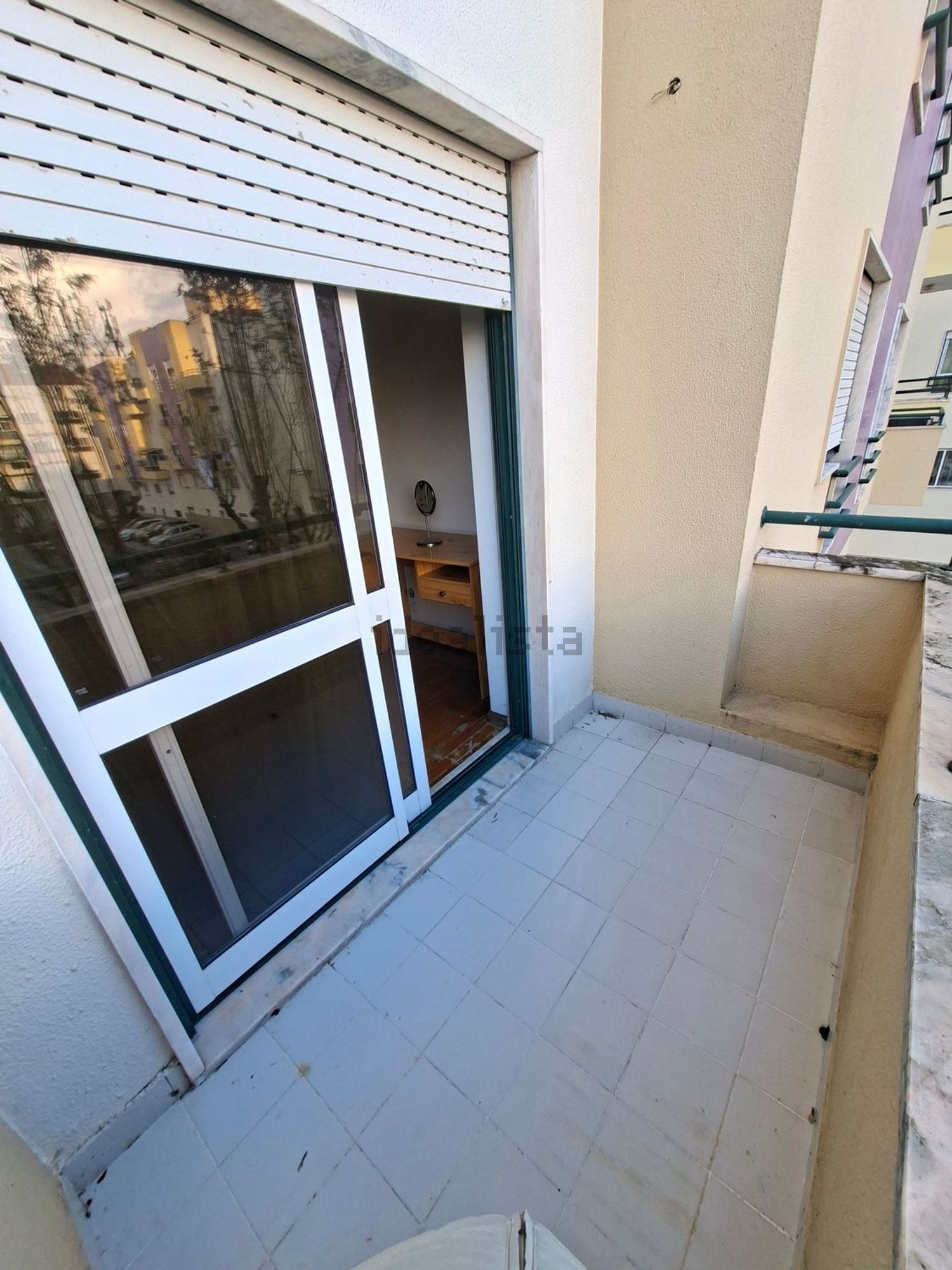 出租房间在Rua Doutor Francisco Sá Carneiro, 10 - 居住