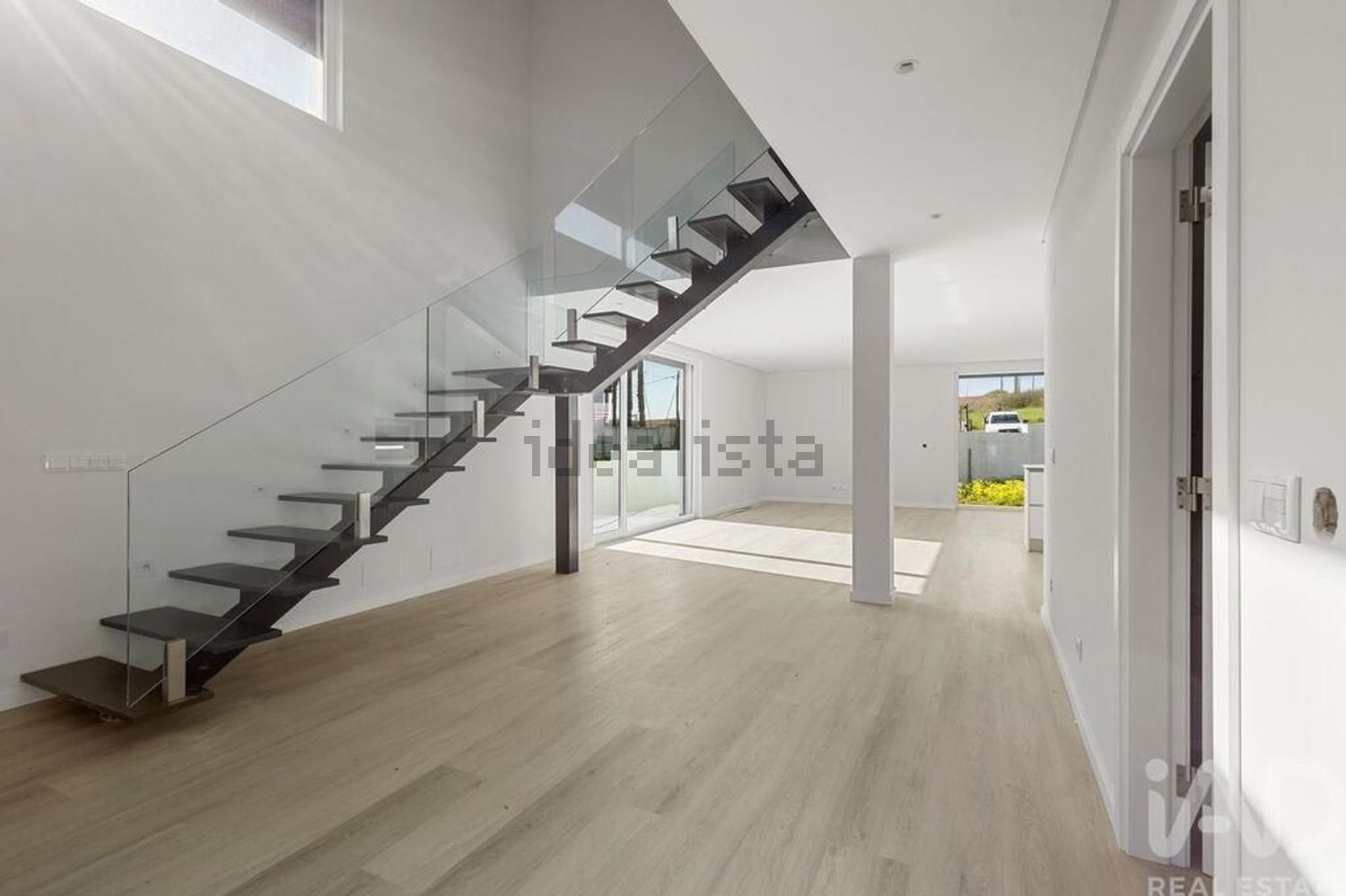 小楼房或独栋别墅出售在São Pedro da Cadeira - 客厅