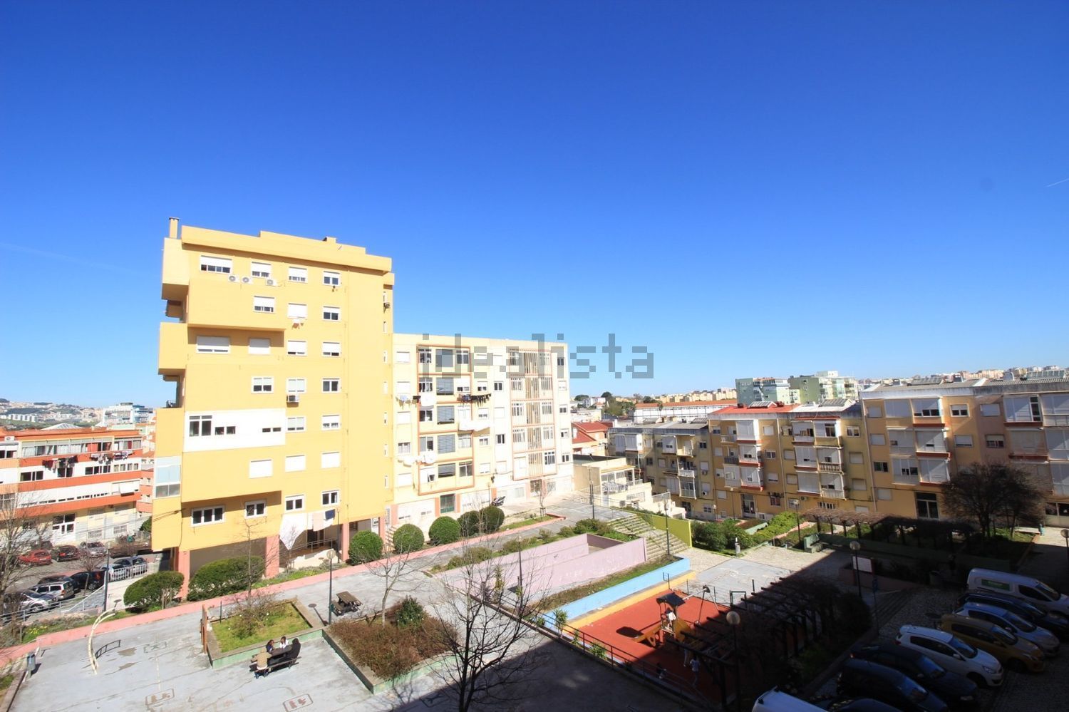 公寓 t2出售在Praça São Bartolomeu, 6 - 视线