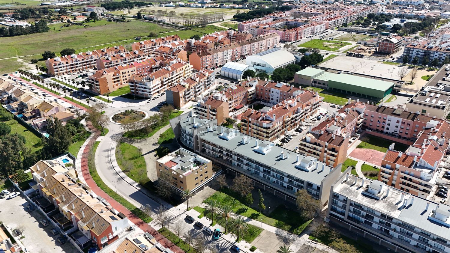 公寓 t4出售在Avenida Natália Correia - 外立面