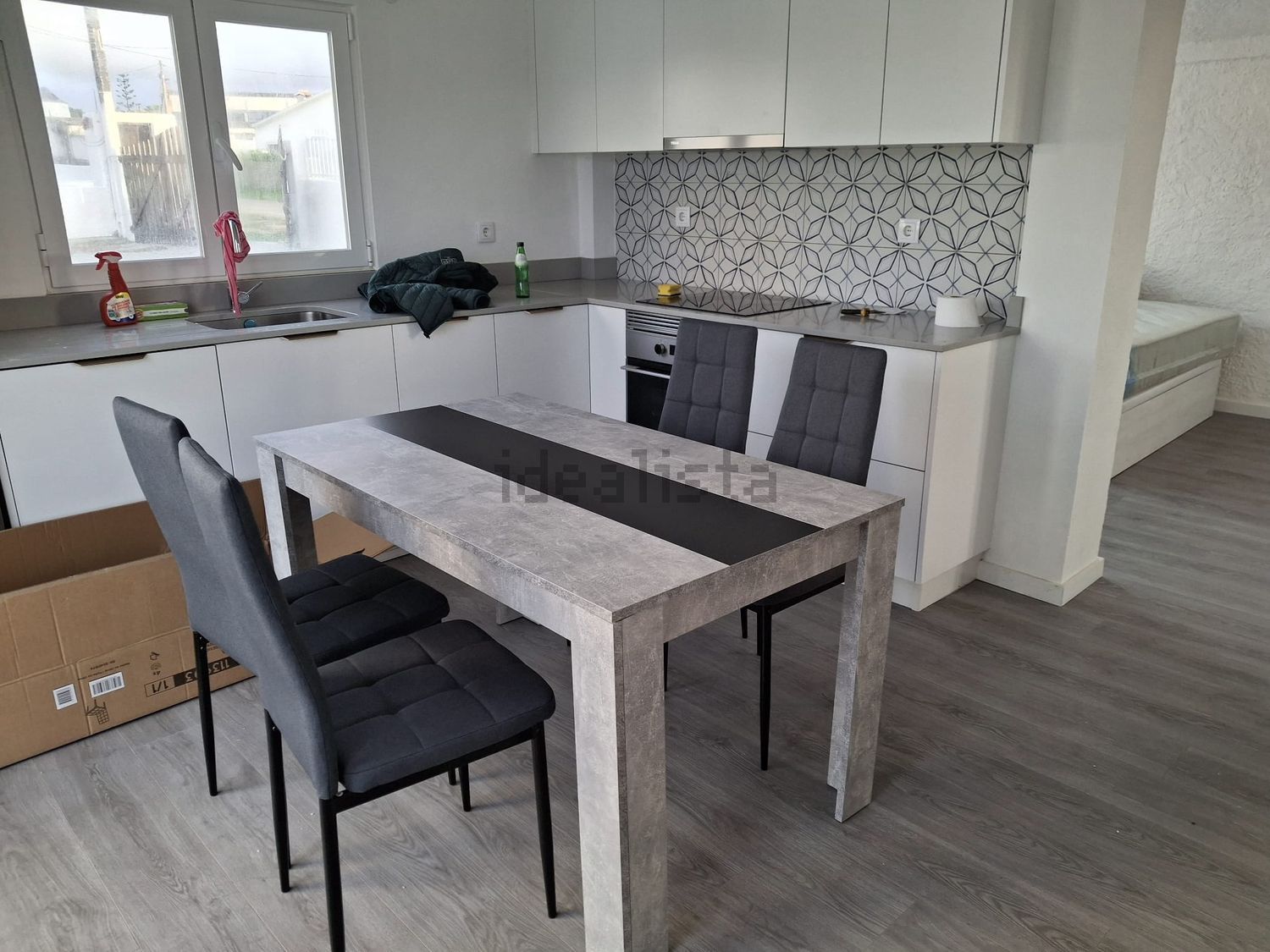 出租小镇楼房在Rua dos Moinhos - 厨房