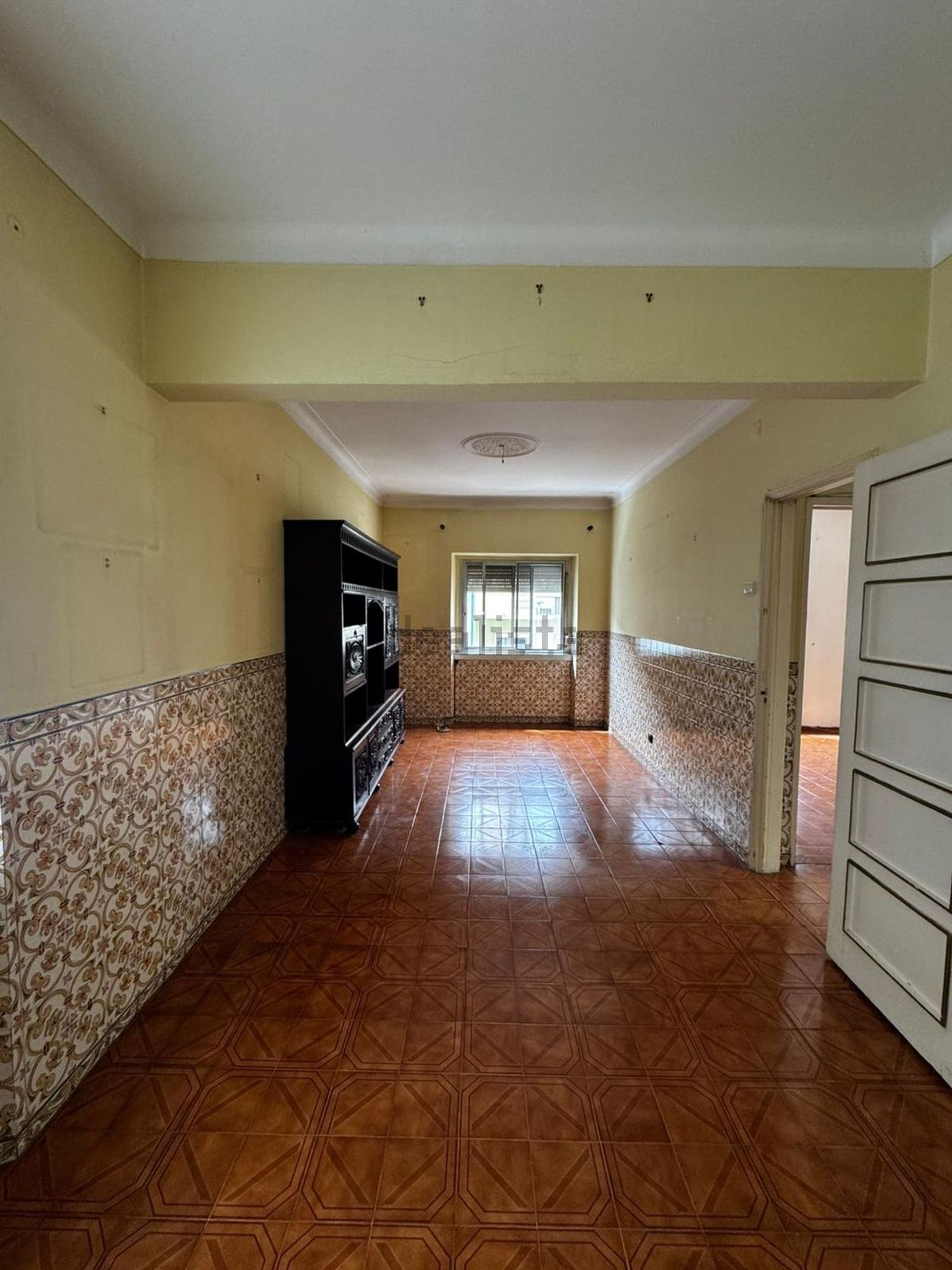 公寓 t2出售在Rua General Humberto Delgado - 过道