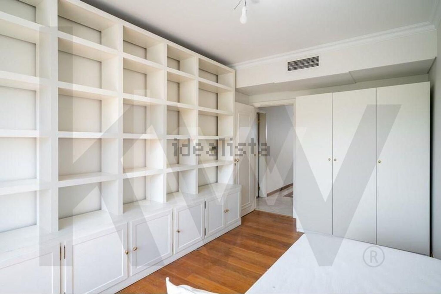 出租公寓 t4在Rua São Bento Menni, 2 - 试衣间