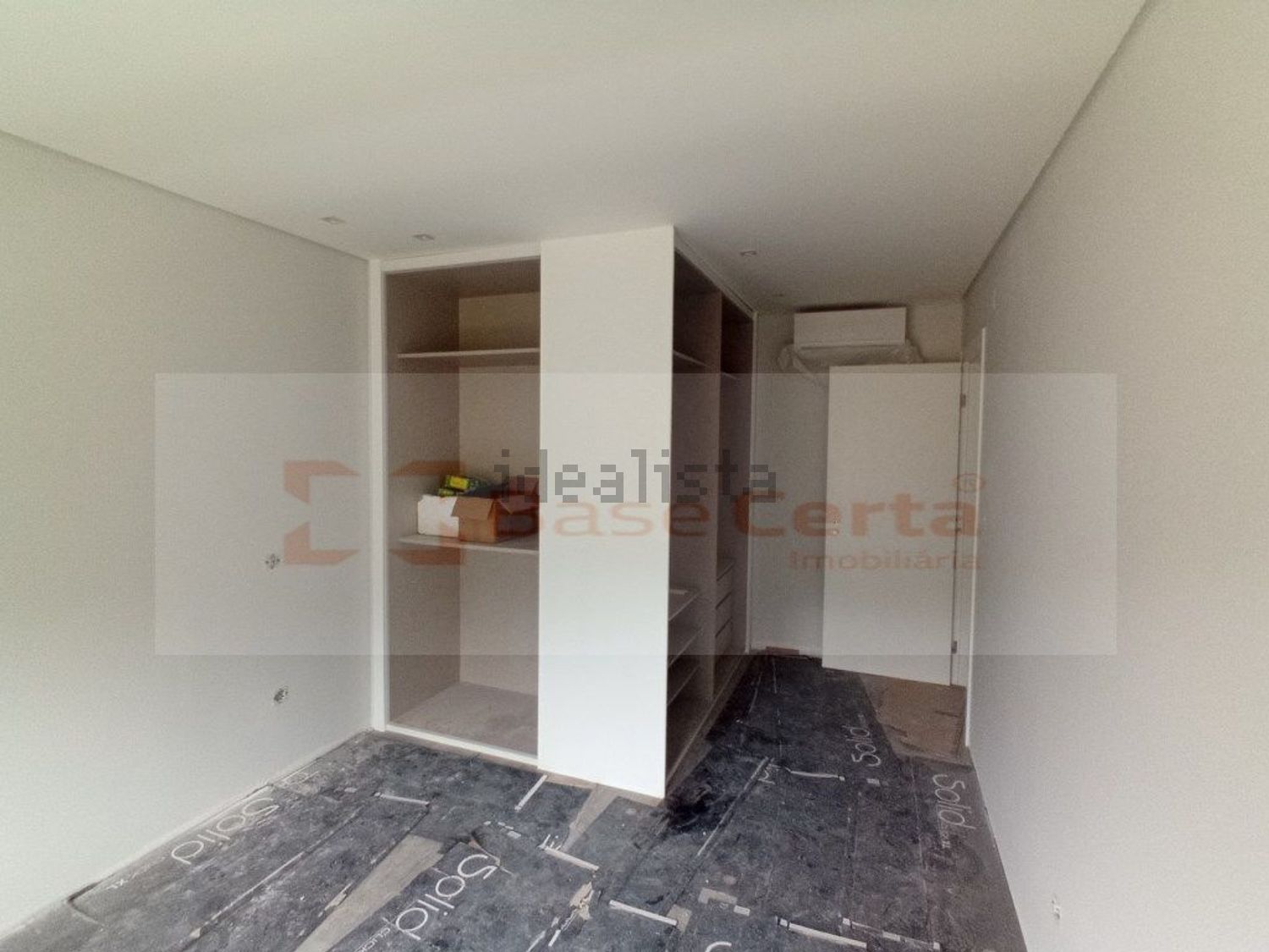 公寓 t2出售在Rua Alexandre Herculano - 试衣间