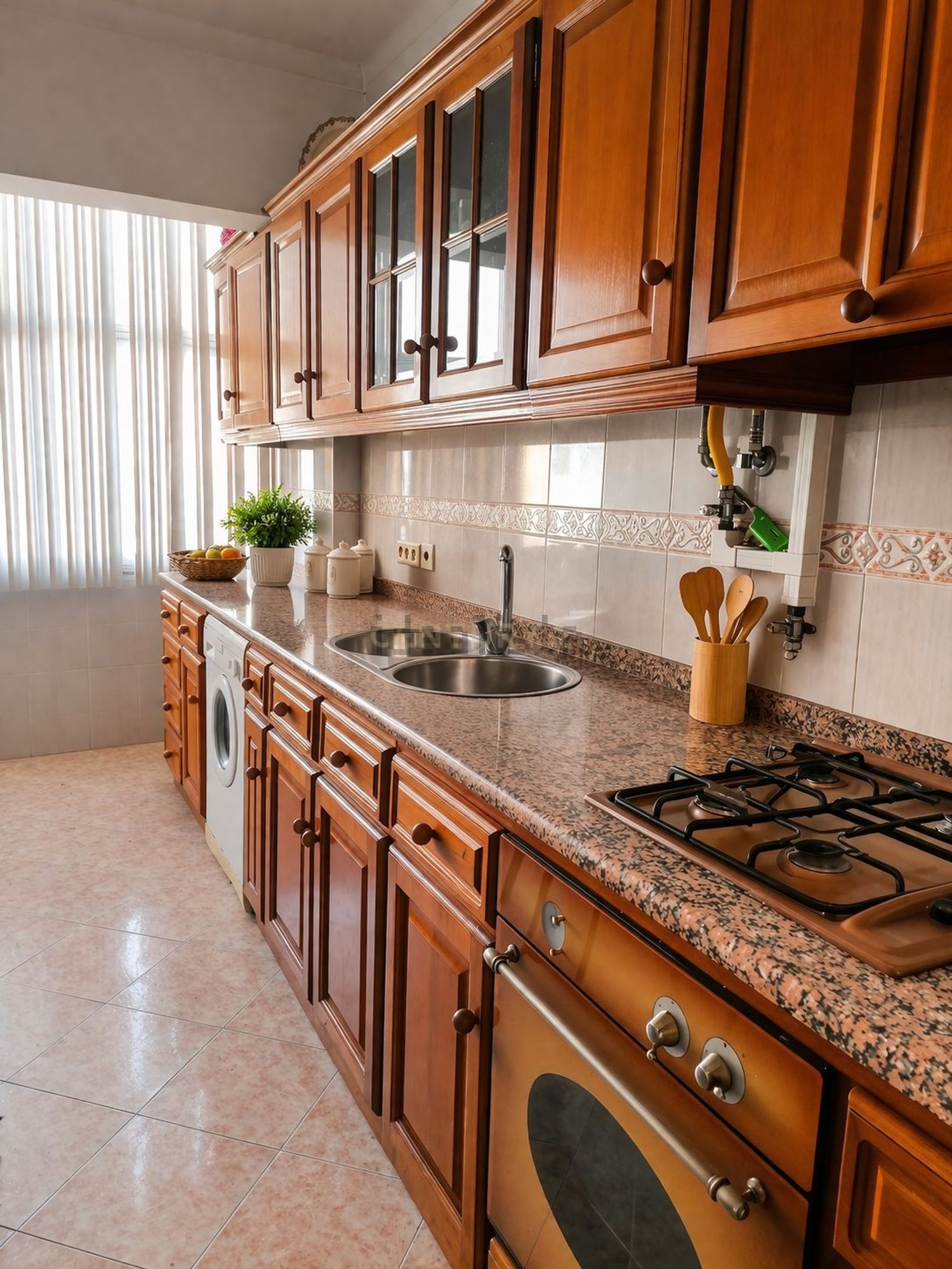 公寓 t2出售在Rua Abel Salazar, 20 - 厨房