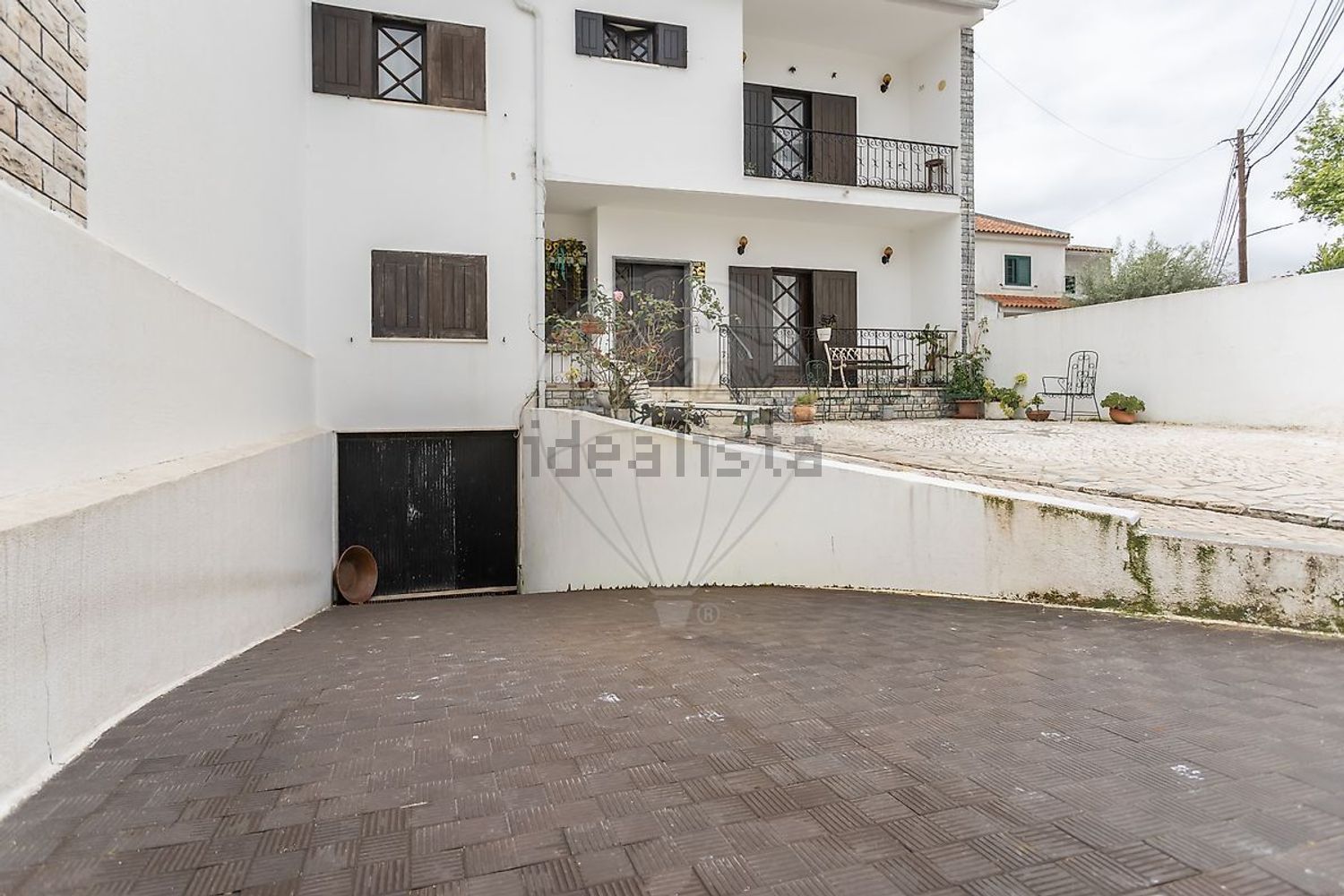 小楼房或独栋别墅出售在Rua José Fontana - 阳台