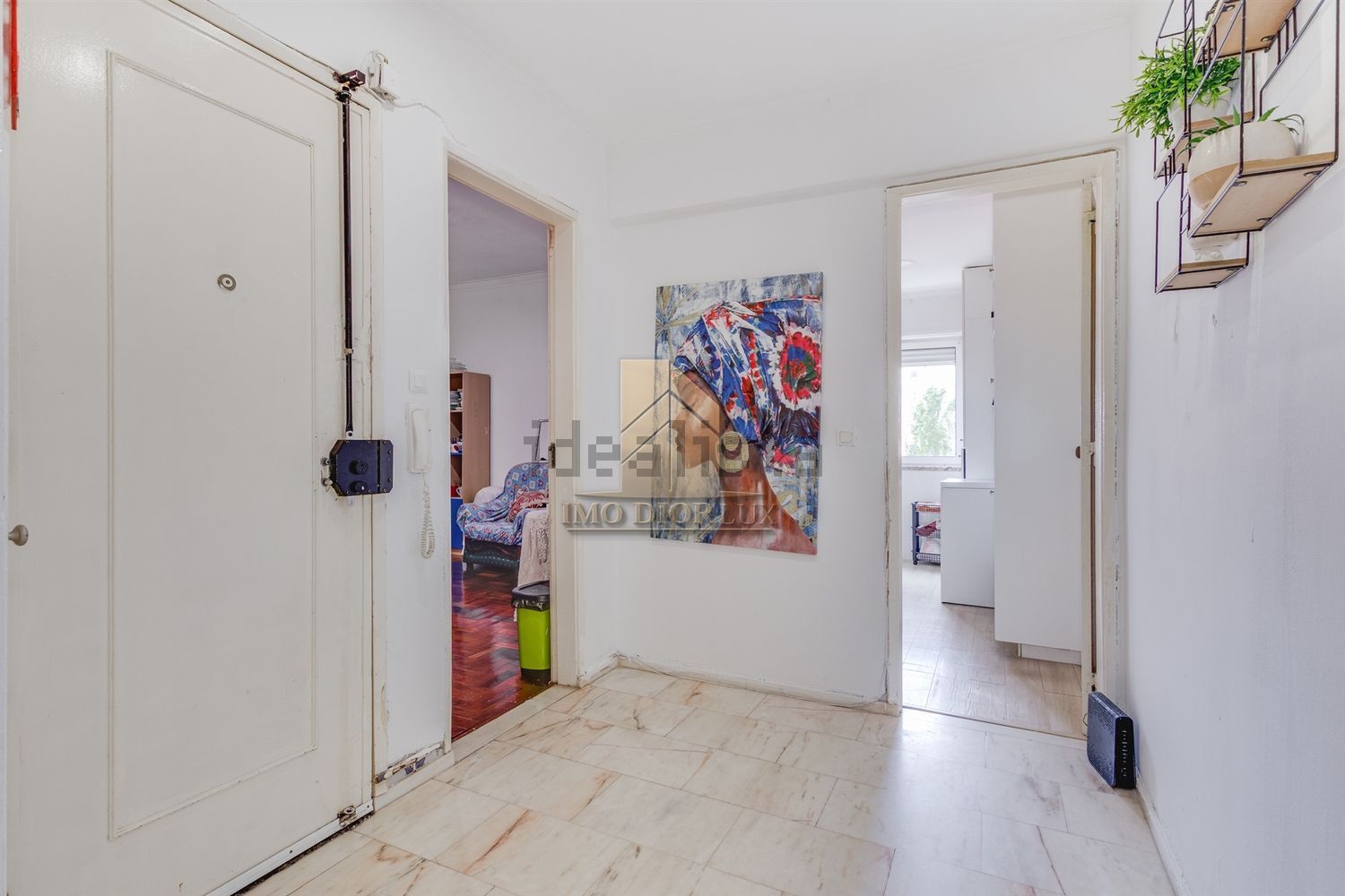 公寓 t3出售在Rua Conde Almeida Araújo, 34 - 过道