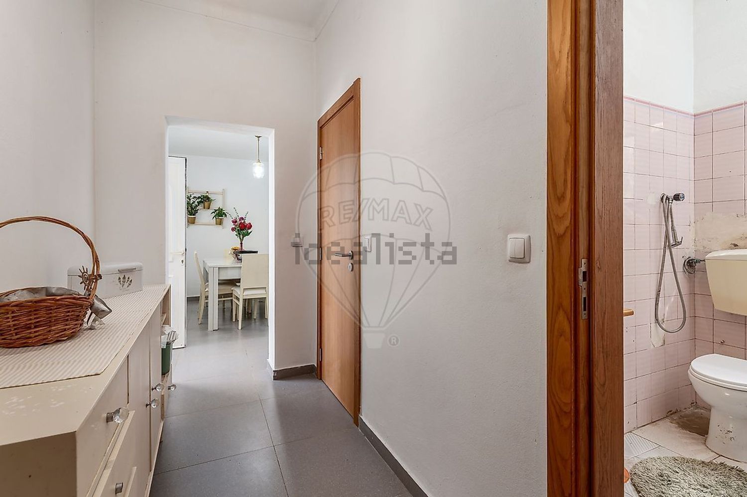 小楼房或独栋别墅出售在Rua Bento de Jesus Caraça - 过道