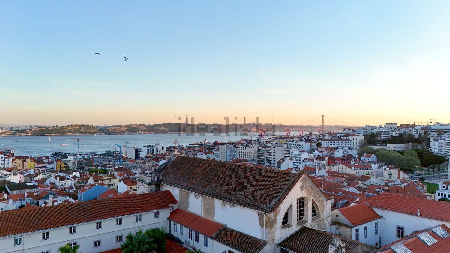 复式公寓出售在Rua da Academia das Ciências - 视线