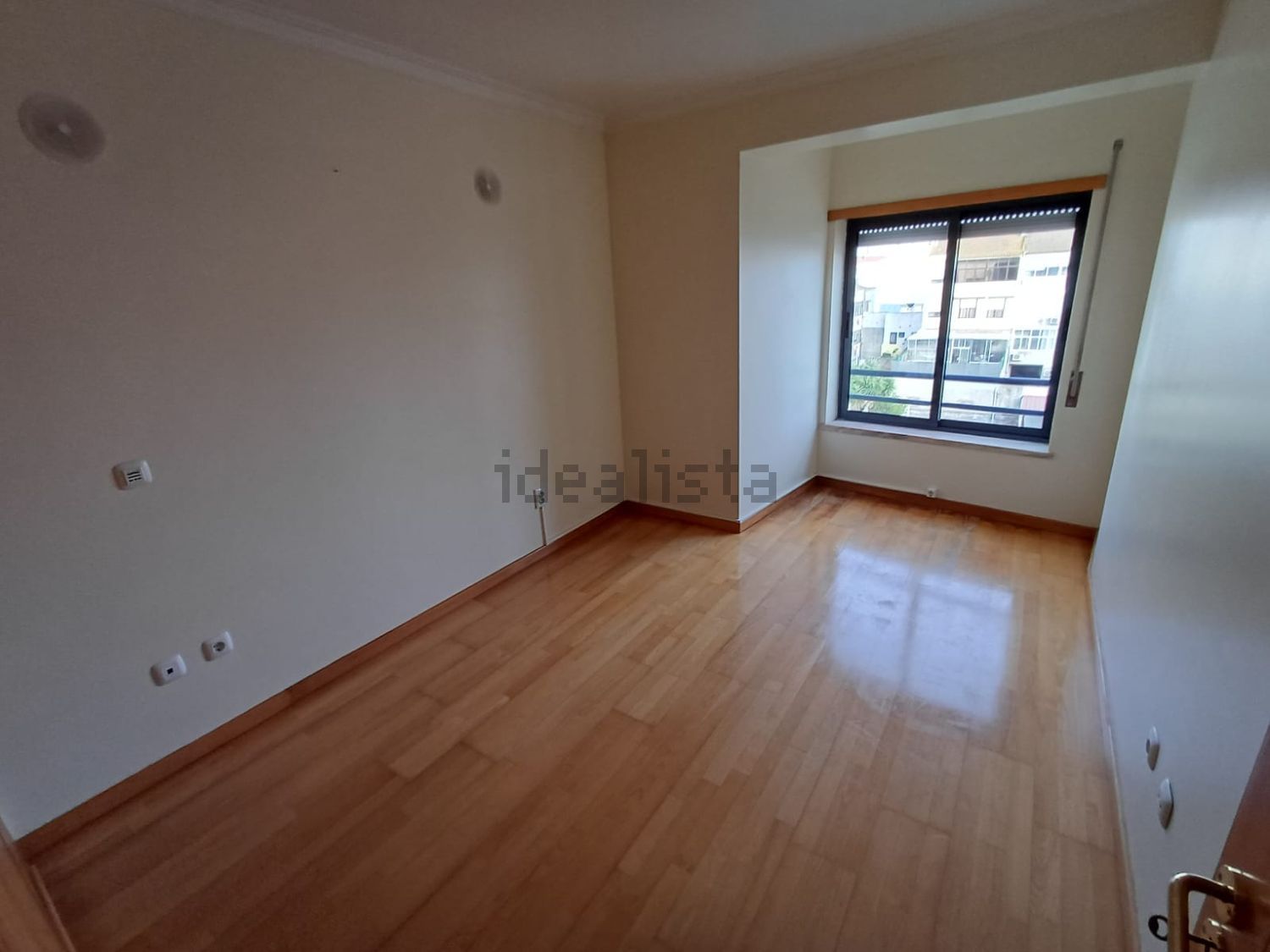 出租公寓 t3在Rua Mouzinho de Albuquerque, 27 - 卧室