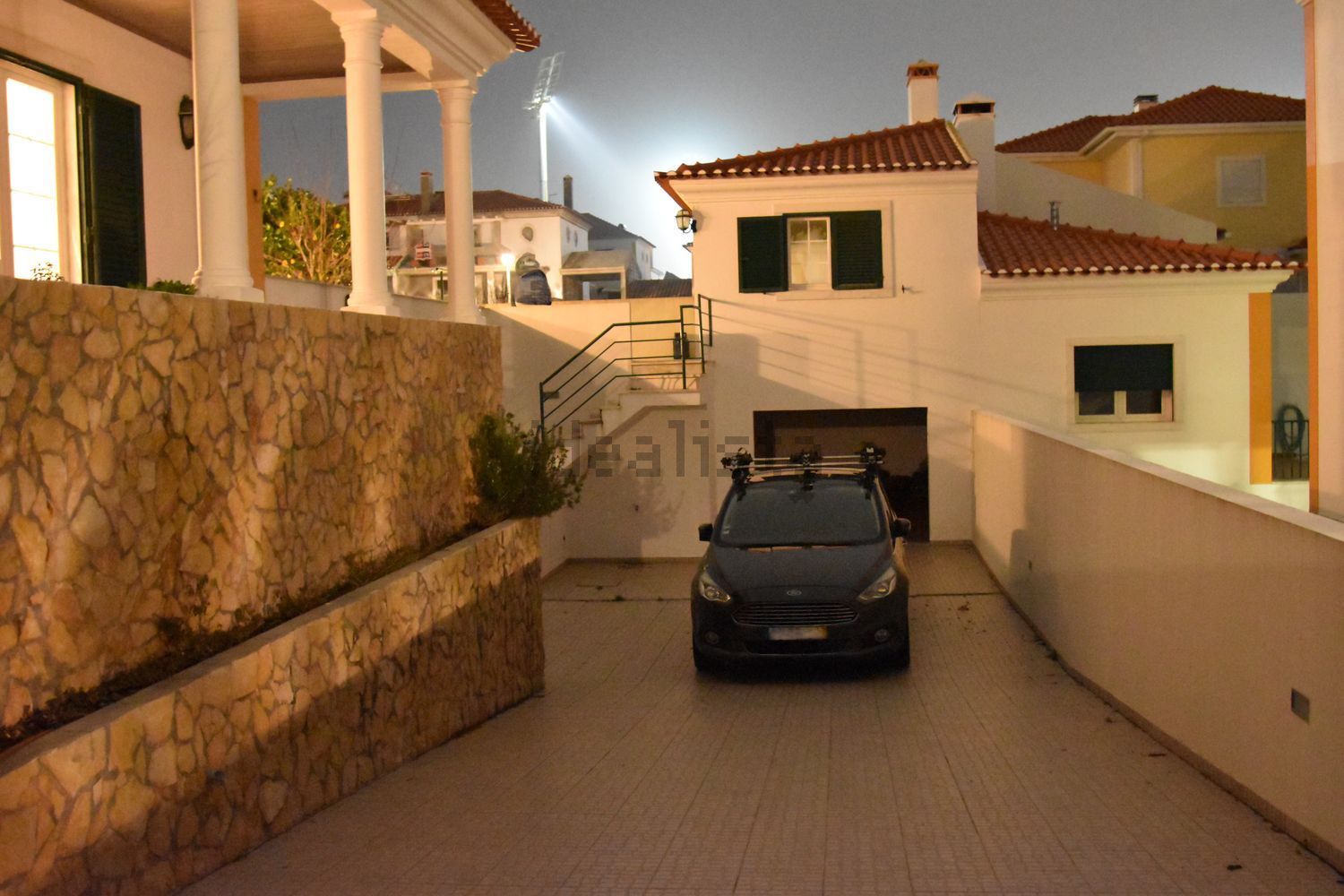 出租小楼房或独栋别墅在Rua António Augusto Pereira de Almeida, 29 - 外立面