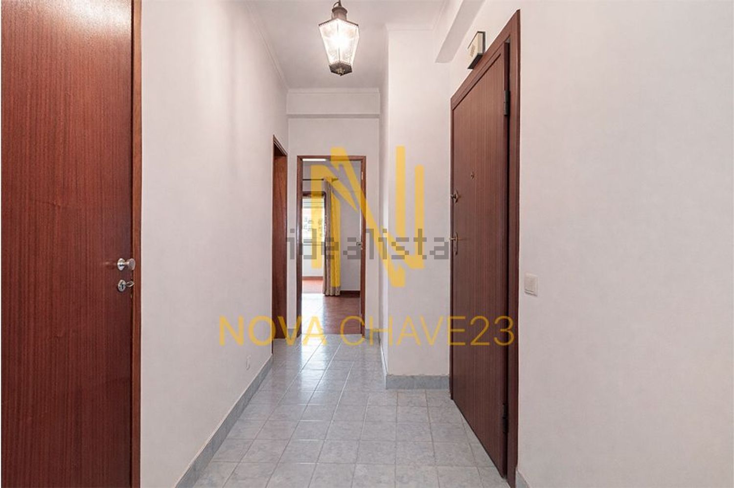 公寓 t2出售在Rua Camilo Castelo Branco - 过道